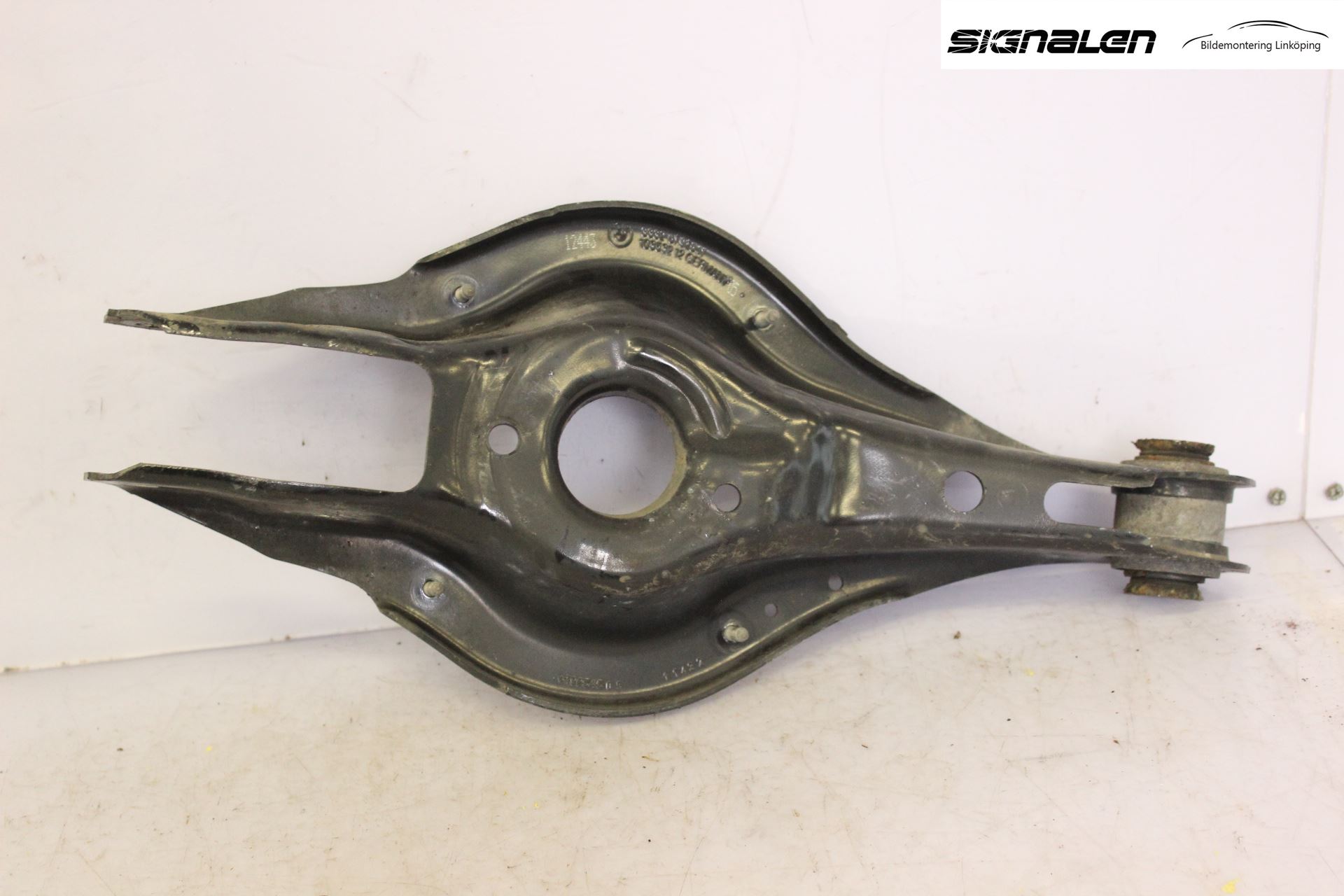 BMW 1 F20/F21 11-19 Bärarm Bak Vänster