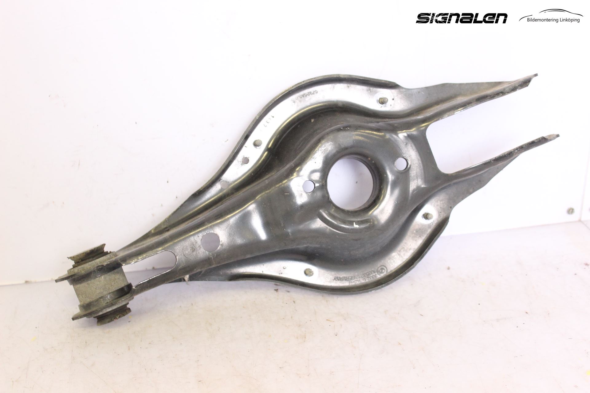 BMW 1 F20/F21 11-19 Bärarm Bak Höger