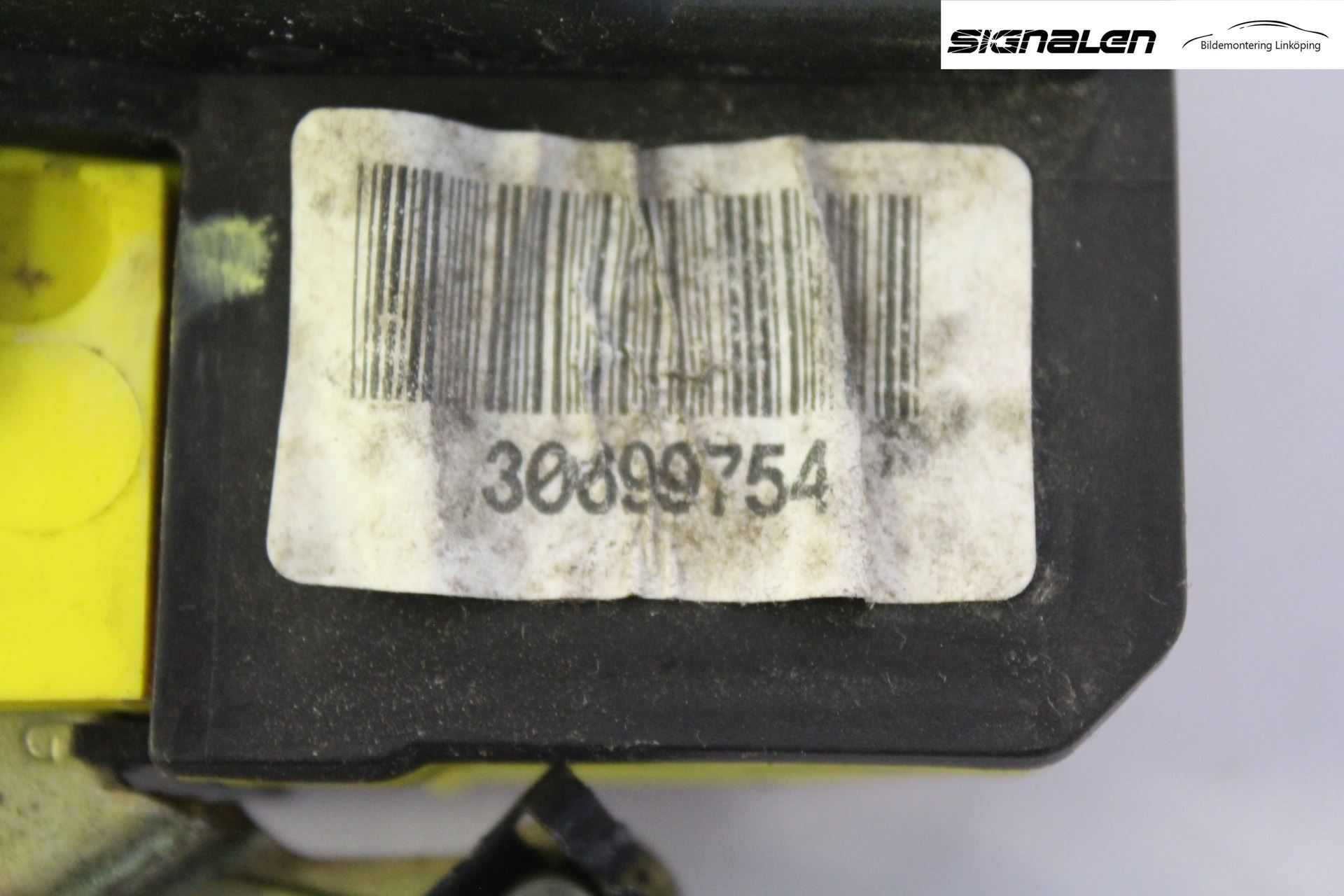 Volvo V70 05-08 Låskista-Dörrlås