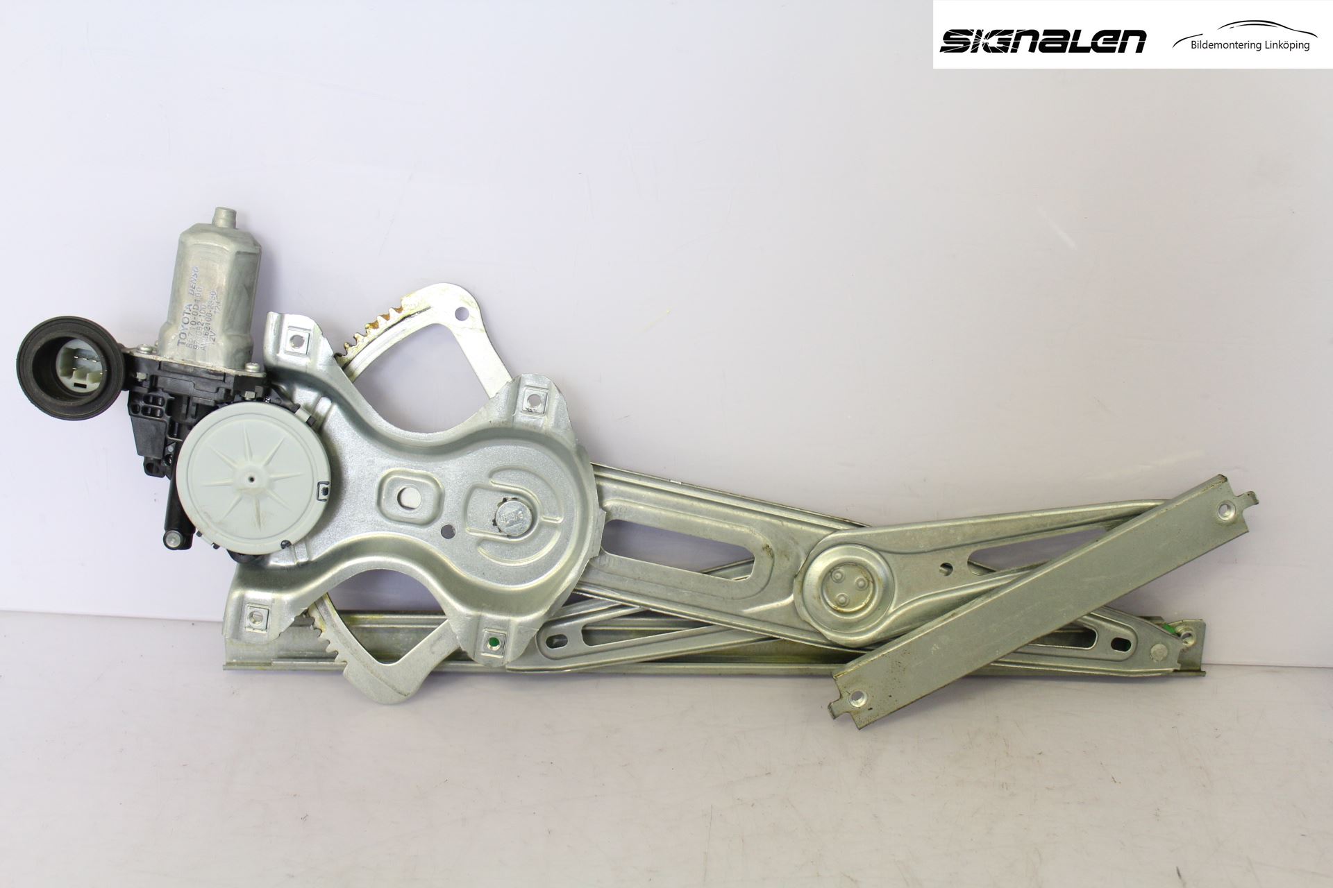 Toyota AURIS 07-09 Fönsterhiss El Kompl