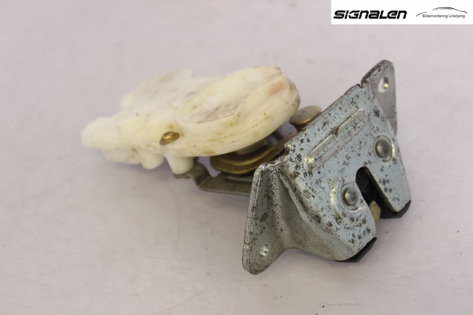 Mitsubishi GRANDIS Låskista Baklucka