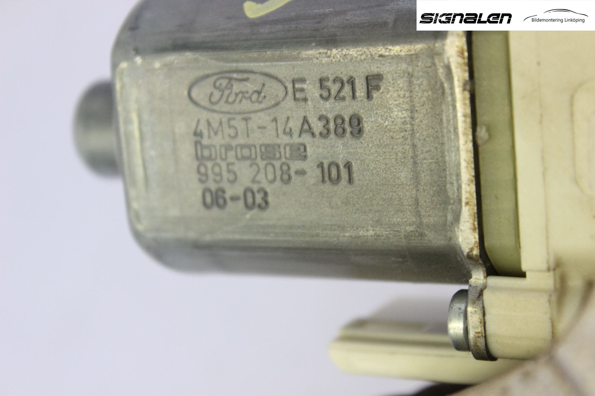 Ford FOCUS     04-07 Fönsterhissmotor