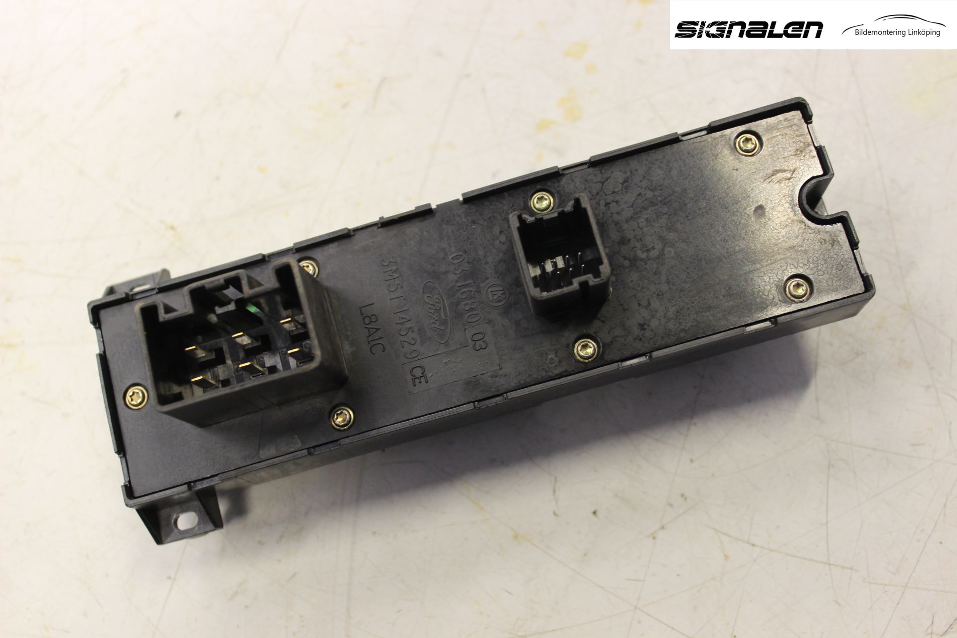 Ford FOCUS     04-07 Strömställare Elhiss