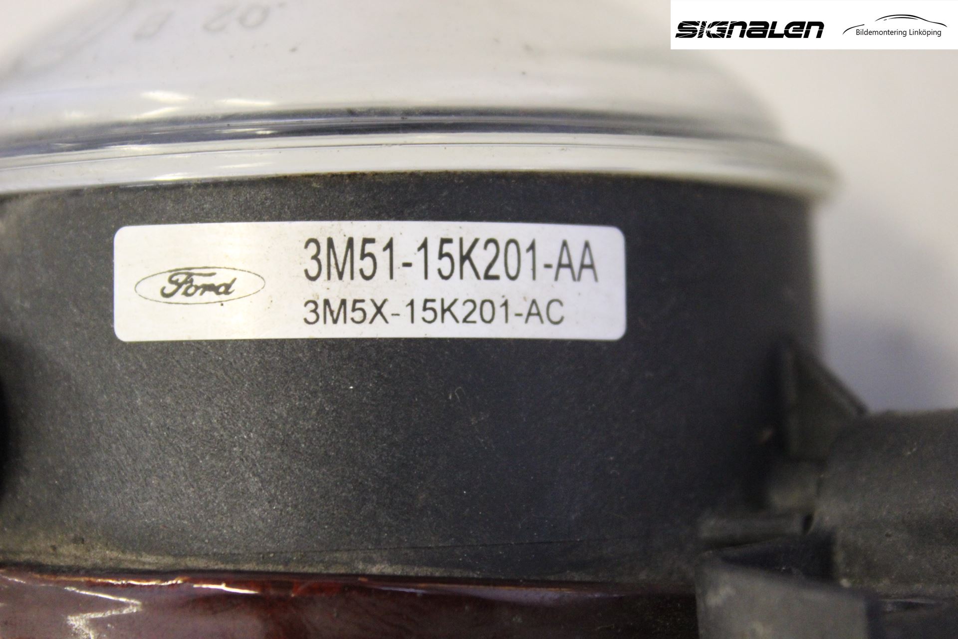 Ford FOCUS     04-07 Dimljus-Varselljus Fram
