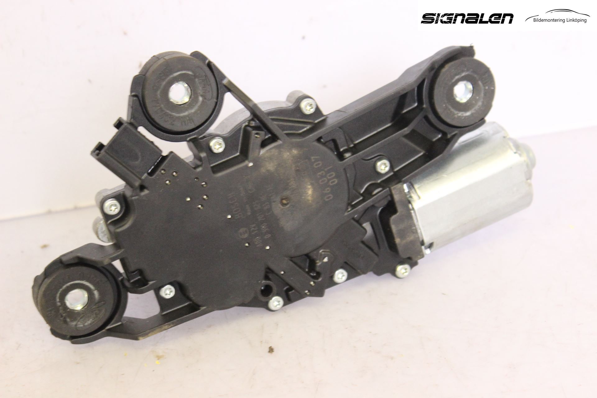 Ford FOCUS     04-07 Torkarmotor Baklucka
