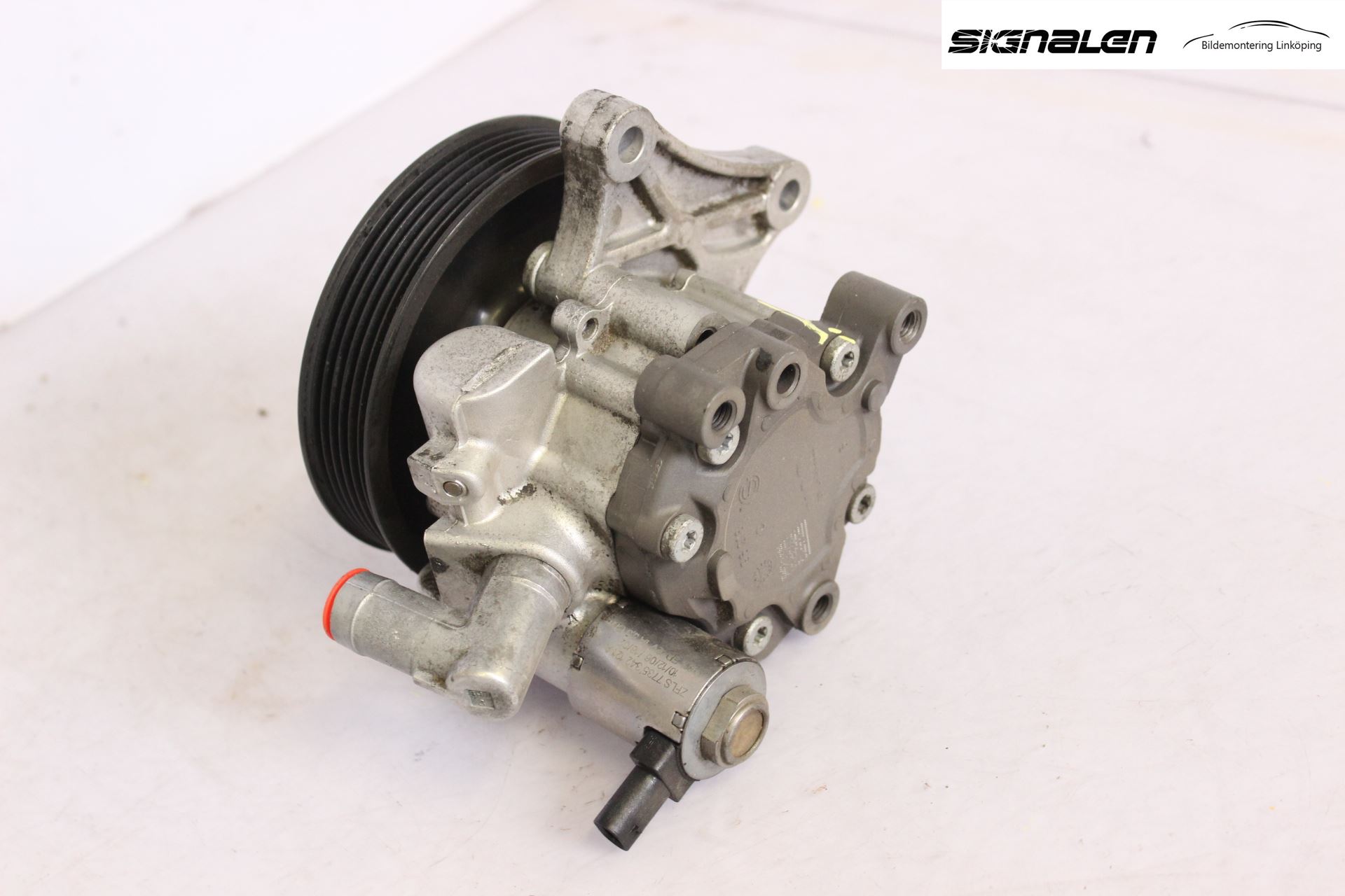 Mercedes-Benz MB C-KLASS (W204) 07-15 Styrservopump