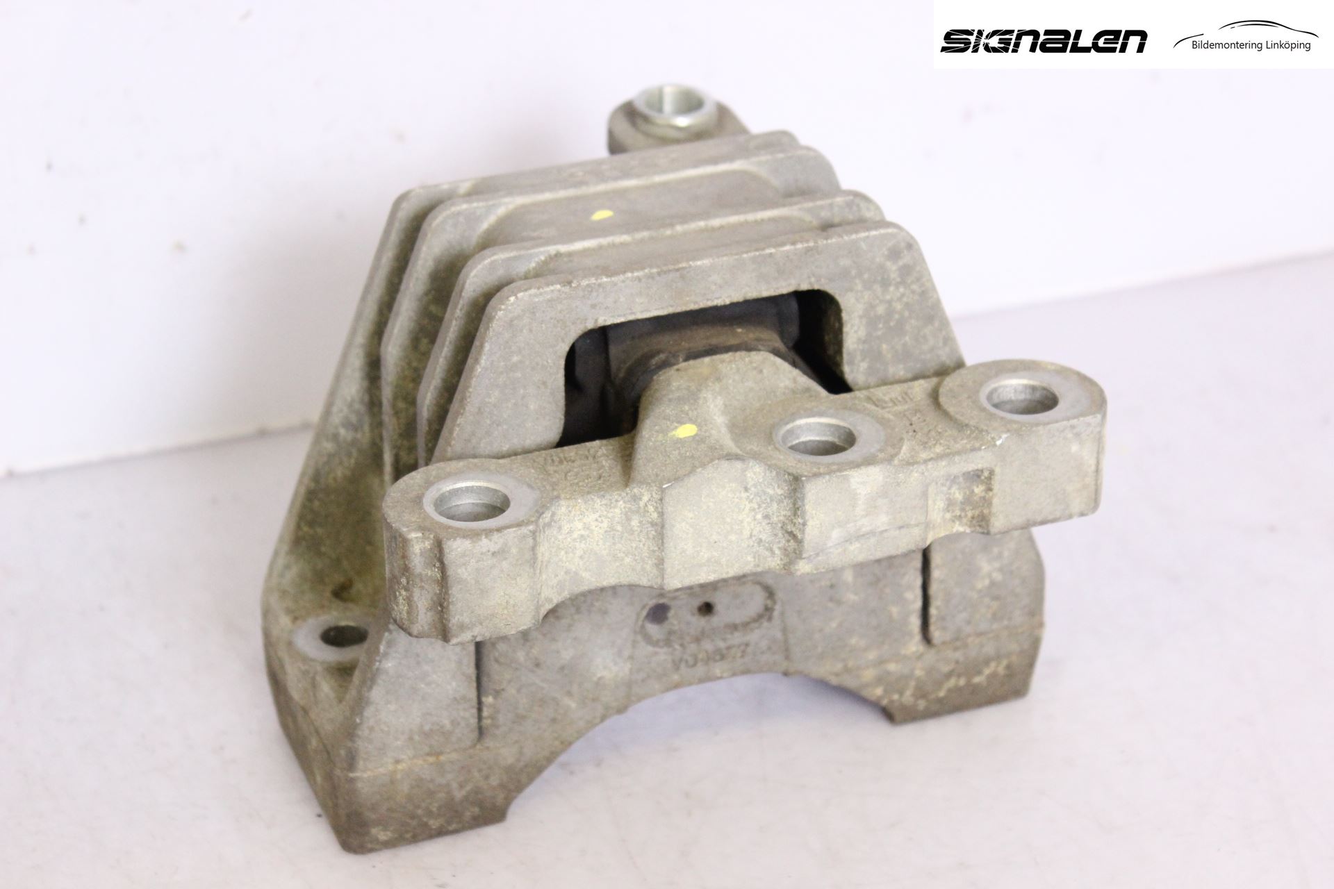 Saab 9-3 VER2/VER3 08-15 Motorfäste