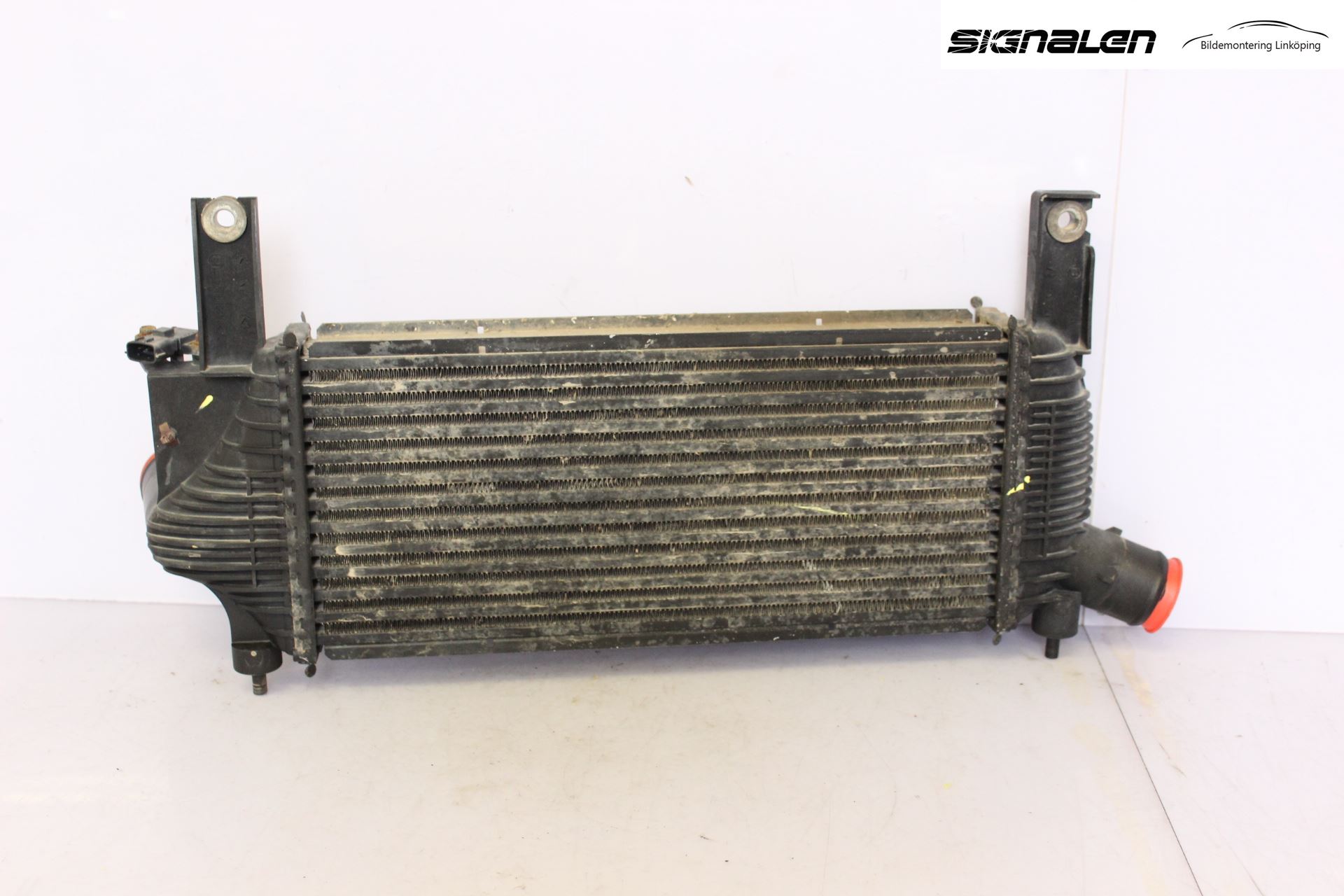 Nissan NAVARA 05-16 Laddluft-Intercooler Kyl