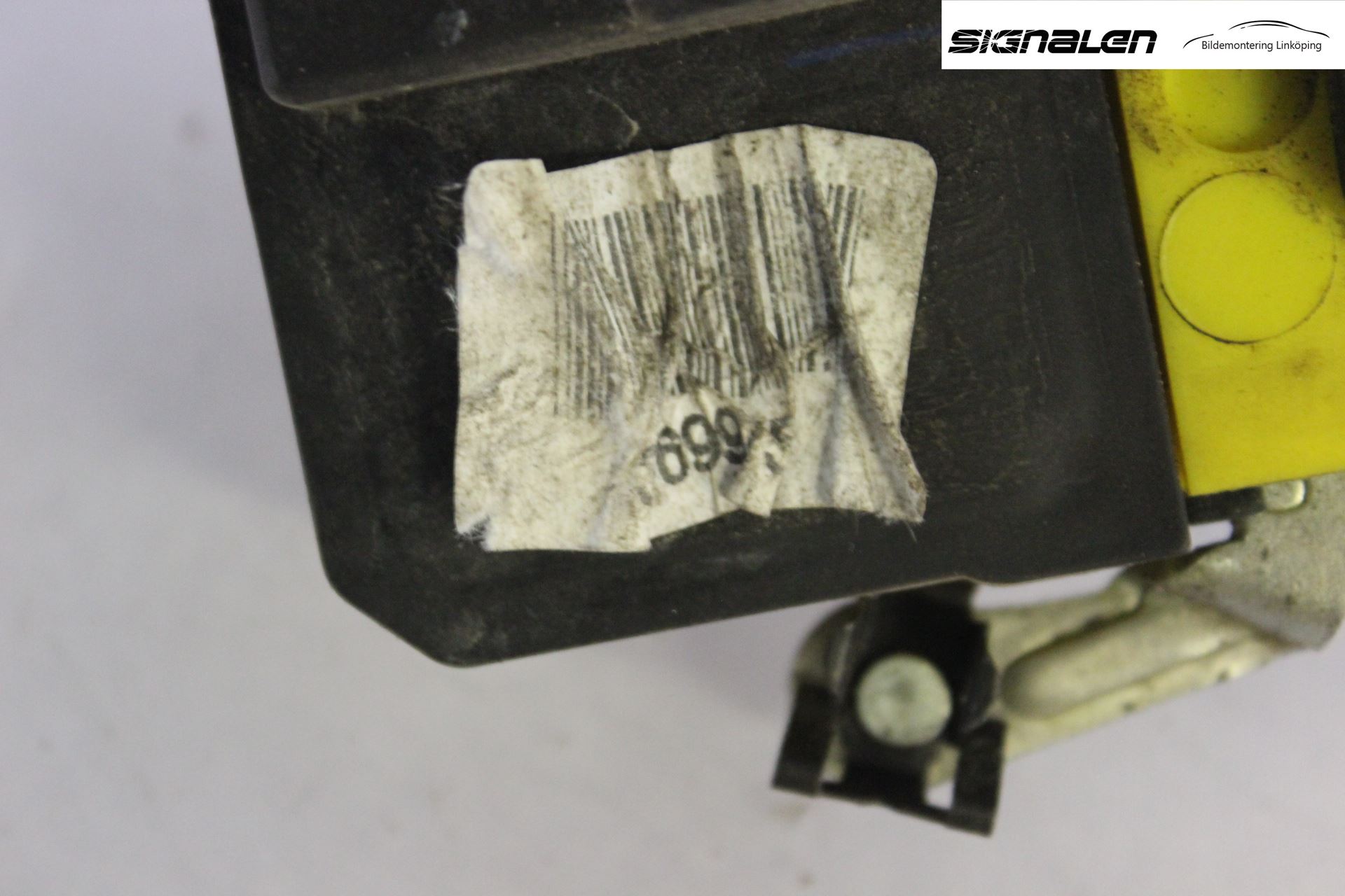 Volvo V70 05-08 Låskista-Dörrlås