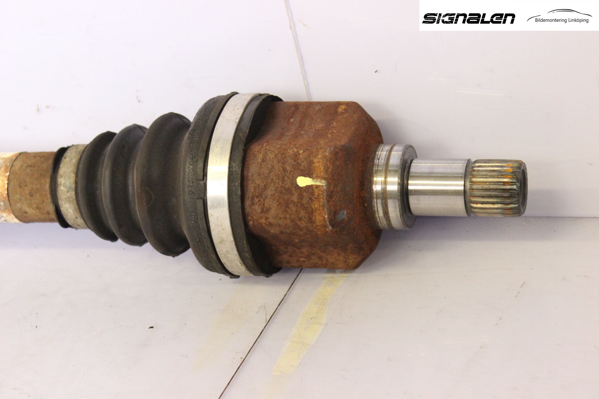 Peugeot 308 08-13 Drivaxel Fram Vänster