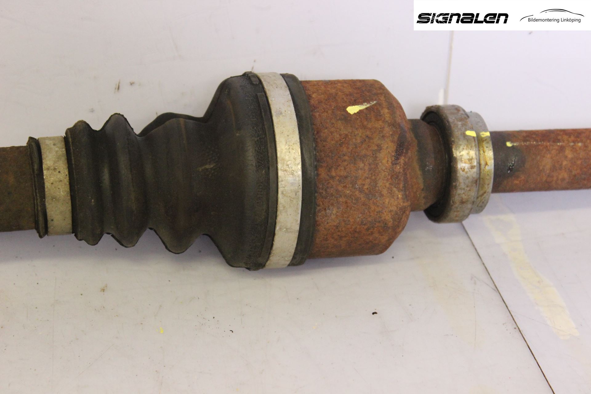 Peugeot 308 08-13 Drivaxel Fram Höger