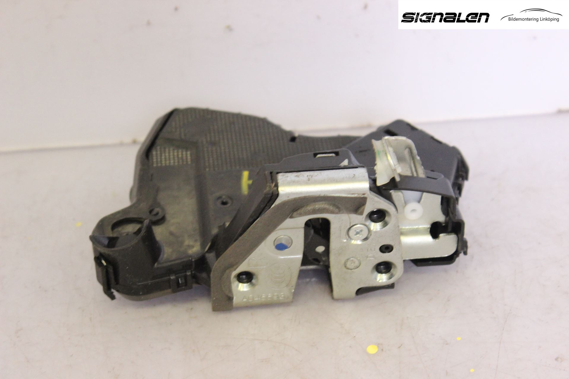 Toyota VERSO 09-18 Låskista-Dörrlås