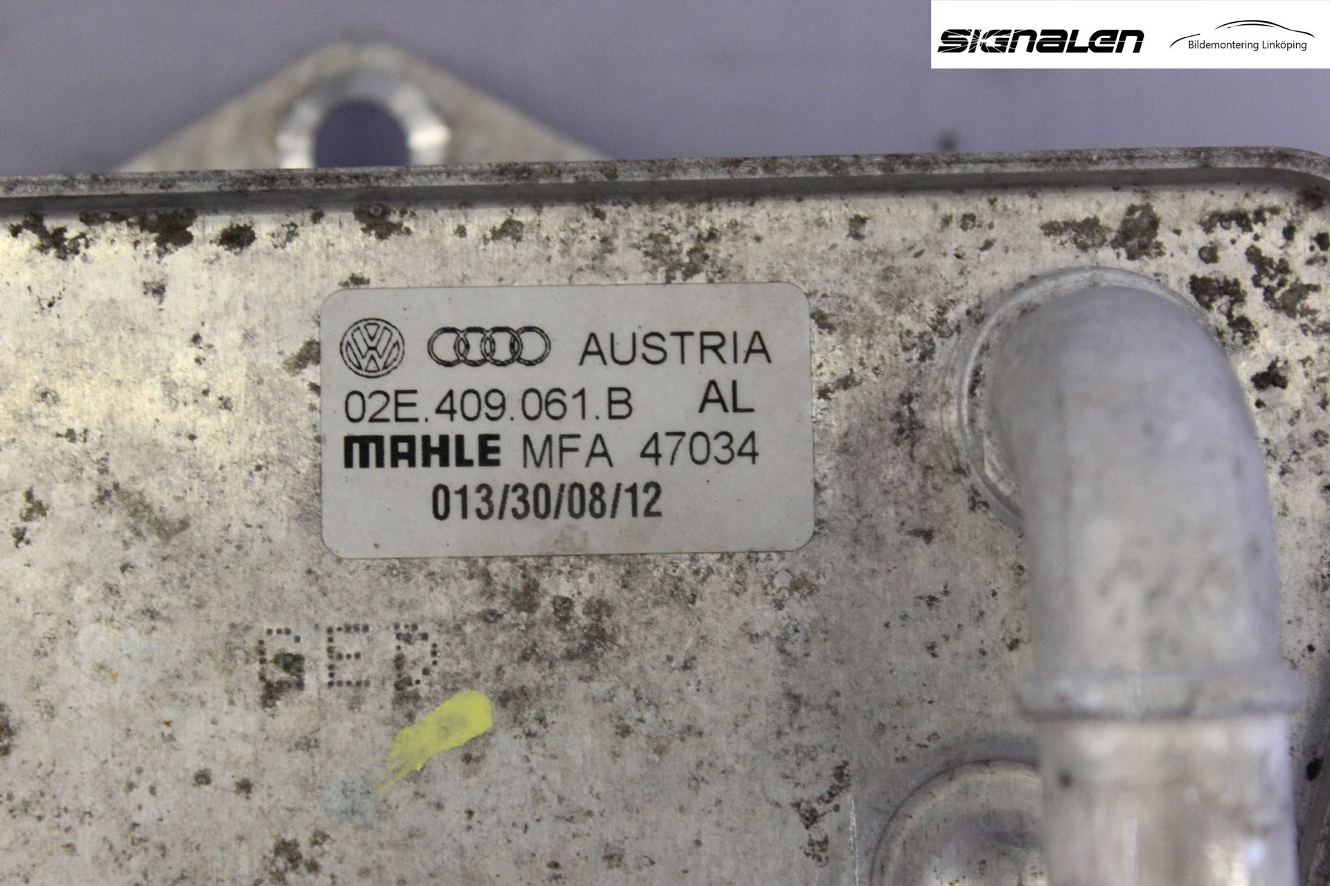 Volkswagen VW PASSAT 11-14 Oljekylare Automat
