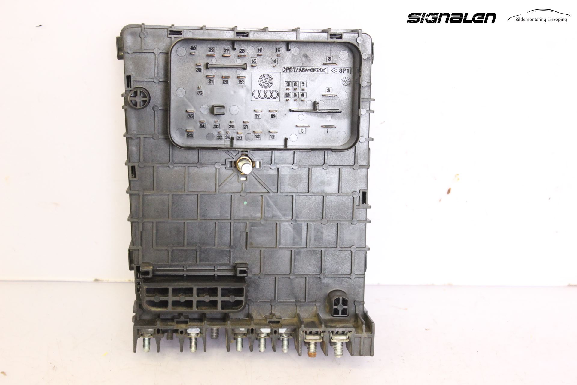 Volkswagen VW PASSAT 05-11 Säkringsdosa-Elcentral