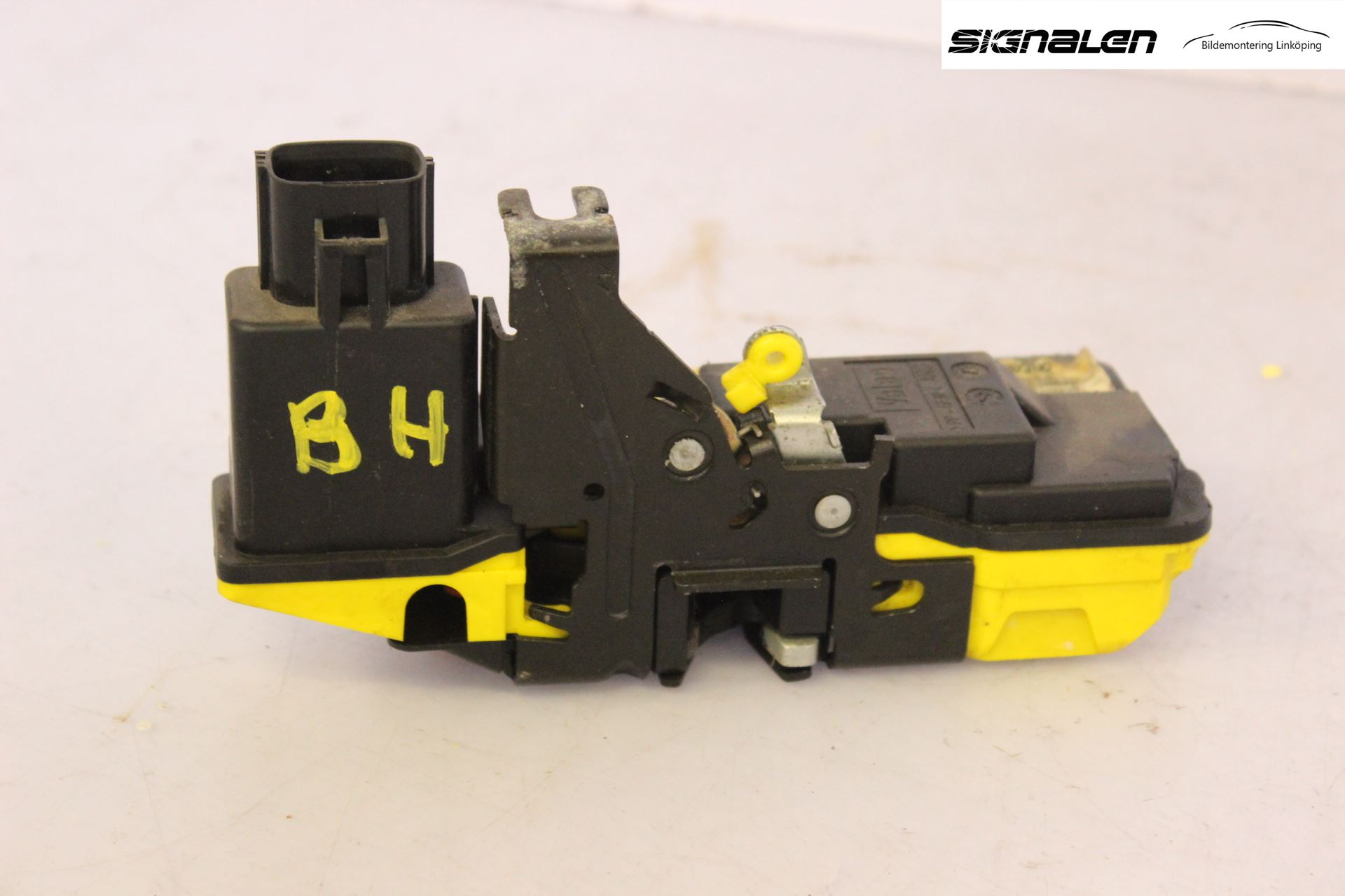 Volvo S60 01-04 Låskista-Dörrlås