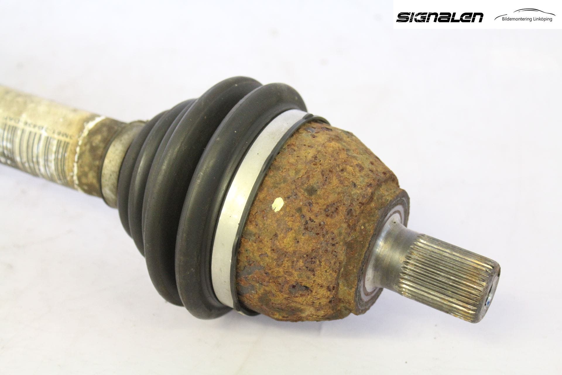 Volvo V50 08-12 Drivaxel Fram Höger