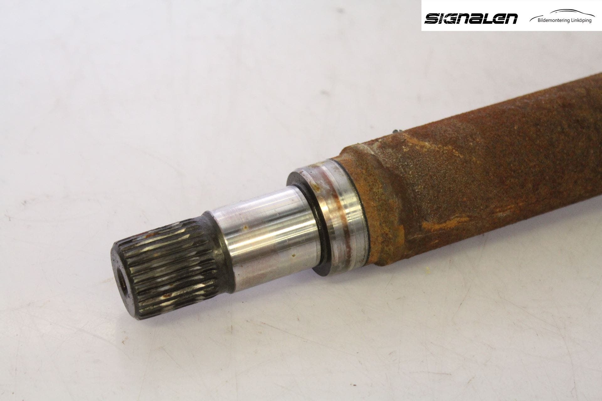 Volvo V50 08-12 Drivaxel Fram Höger