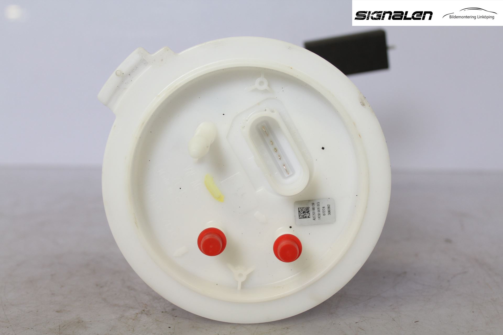 Volkswagen VW CADDY      04-10 Bränslepump El