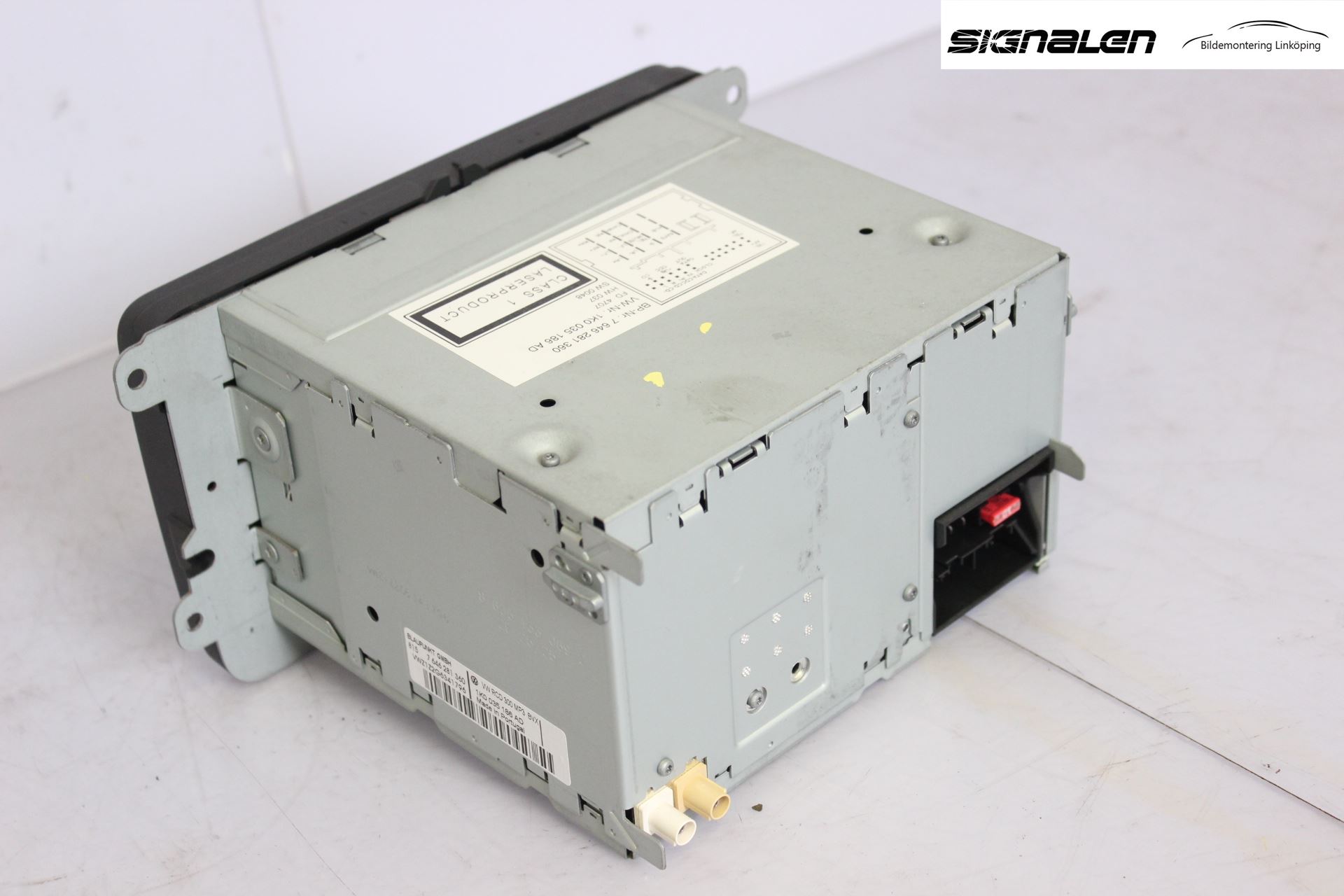 Volkswagen VW CADDY      04-10 Cd Radio - Multimediapanel