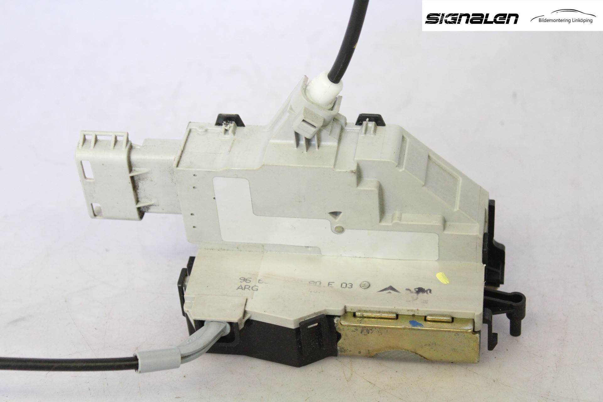 Citroen C4 I 05-10 Låskista-Dörrlås