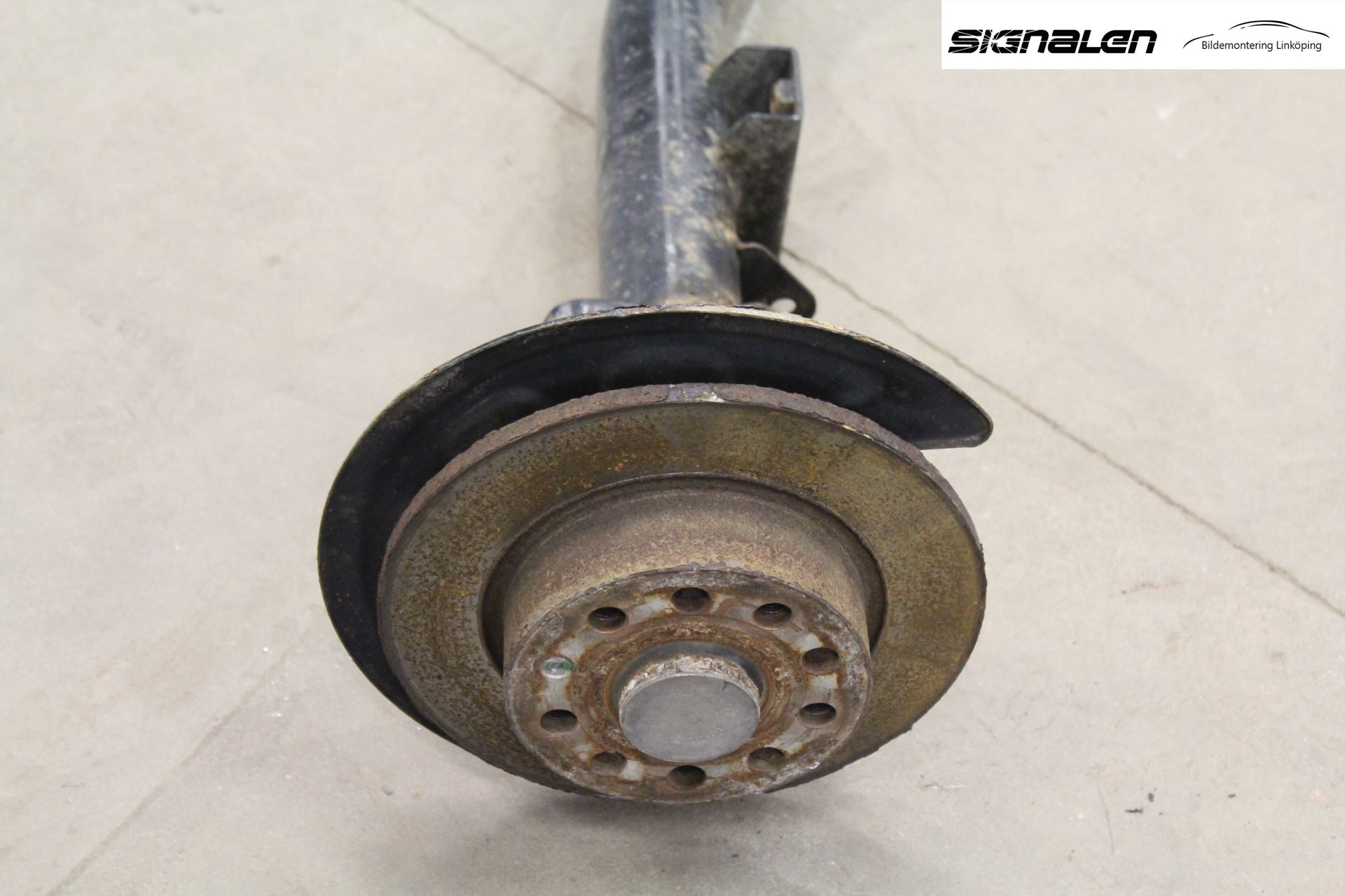 Volkswagen VW CADDY 11-15 Bakaxel