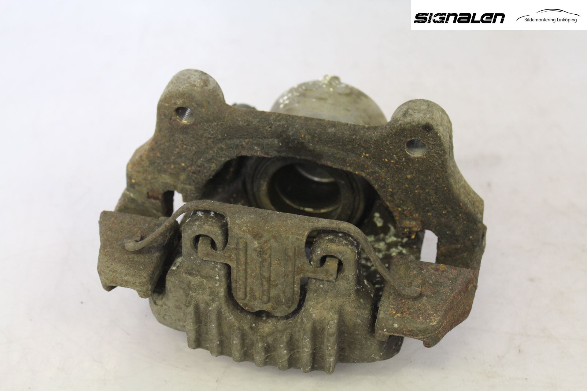 BMW 3 E90/91 SED/TOU 05-12 Bromsok Fram Vänster