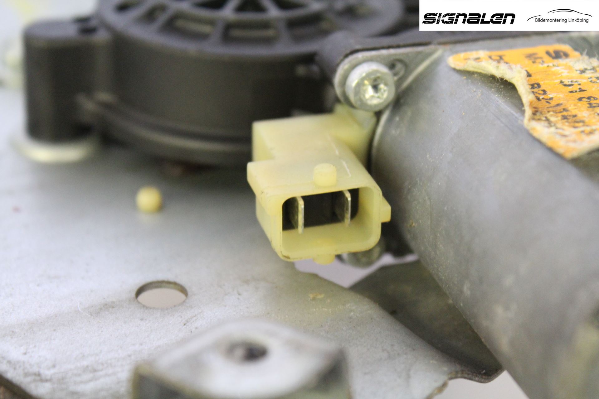 Saab 9-5     06-10 Fönsterhiss El Kompl