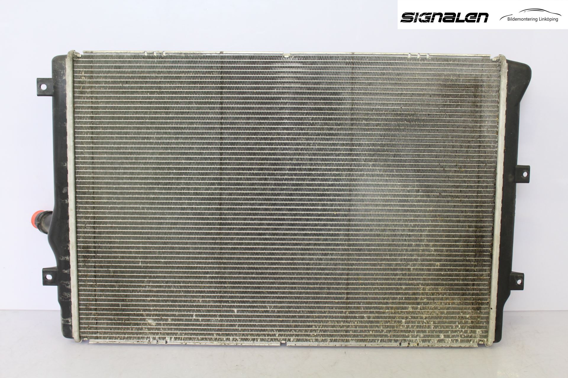 Volkswagen VW PASSAT 11-14 Kylare Aut