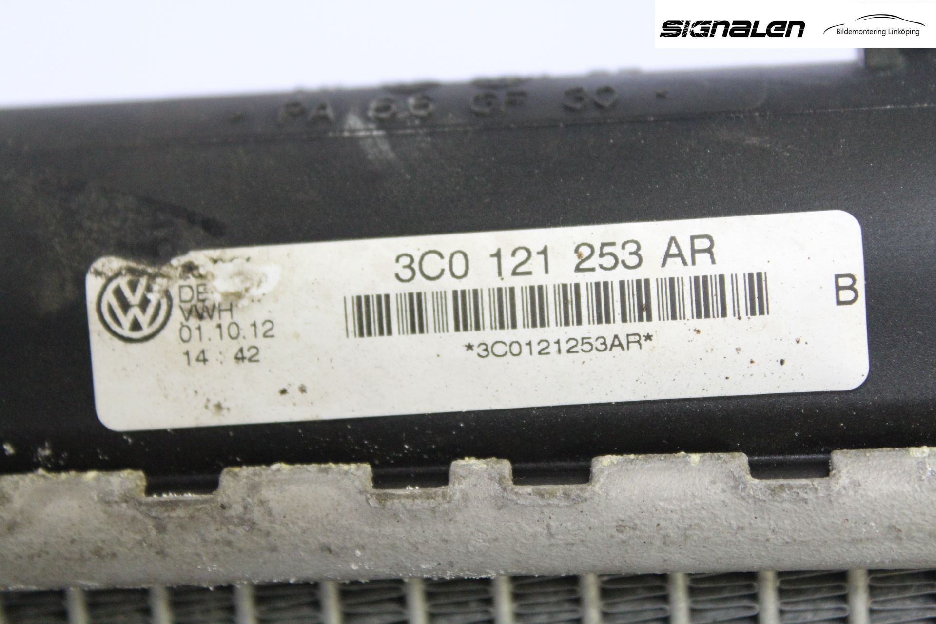 Volkswagen VW PASSAT 11-14 Kylare Aut