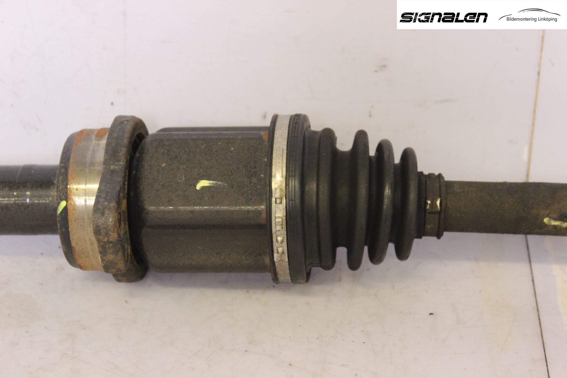 Toyota AVENSIS 09-15 Drivaxel Fram Höger