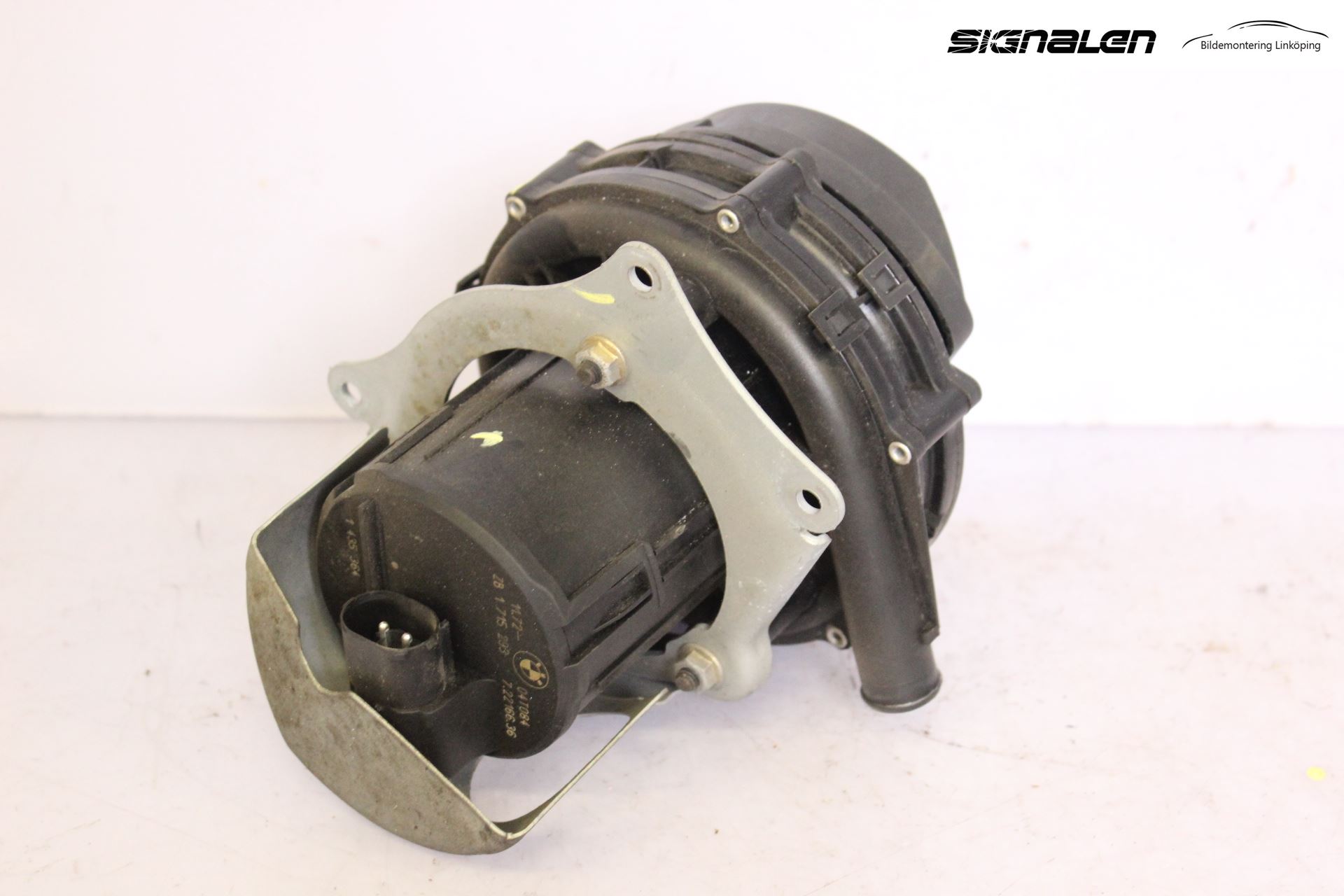 BMW 3 E46      98-05 Luftpump-Avgasrening