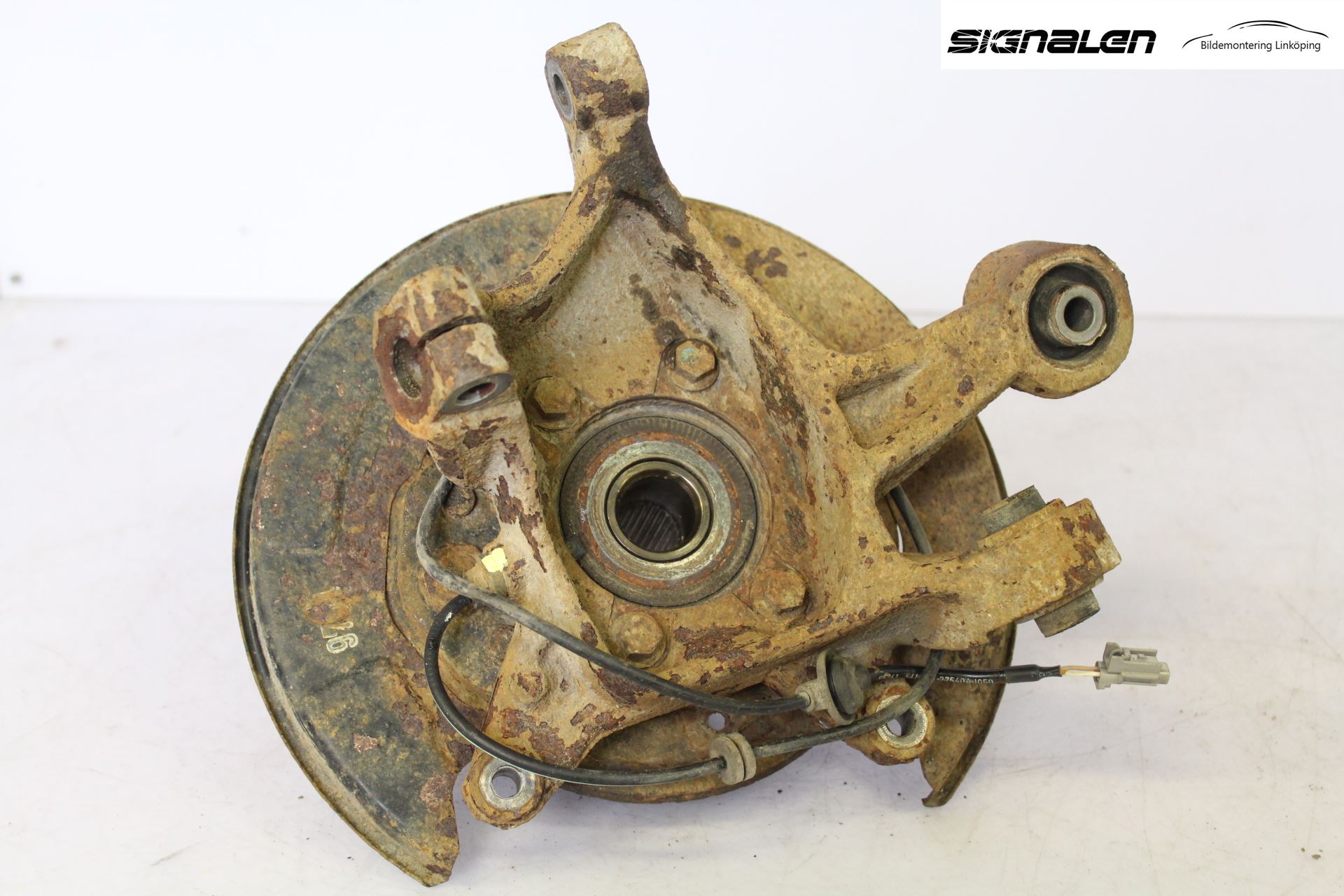 Subaru OUTBACK 10-15 Hjullagerhus-Spindel Vä B