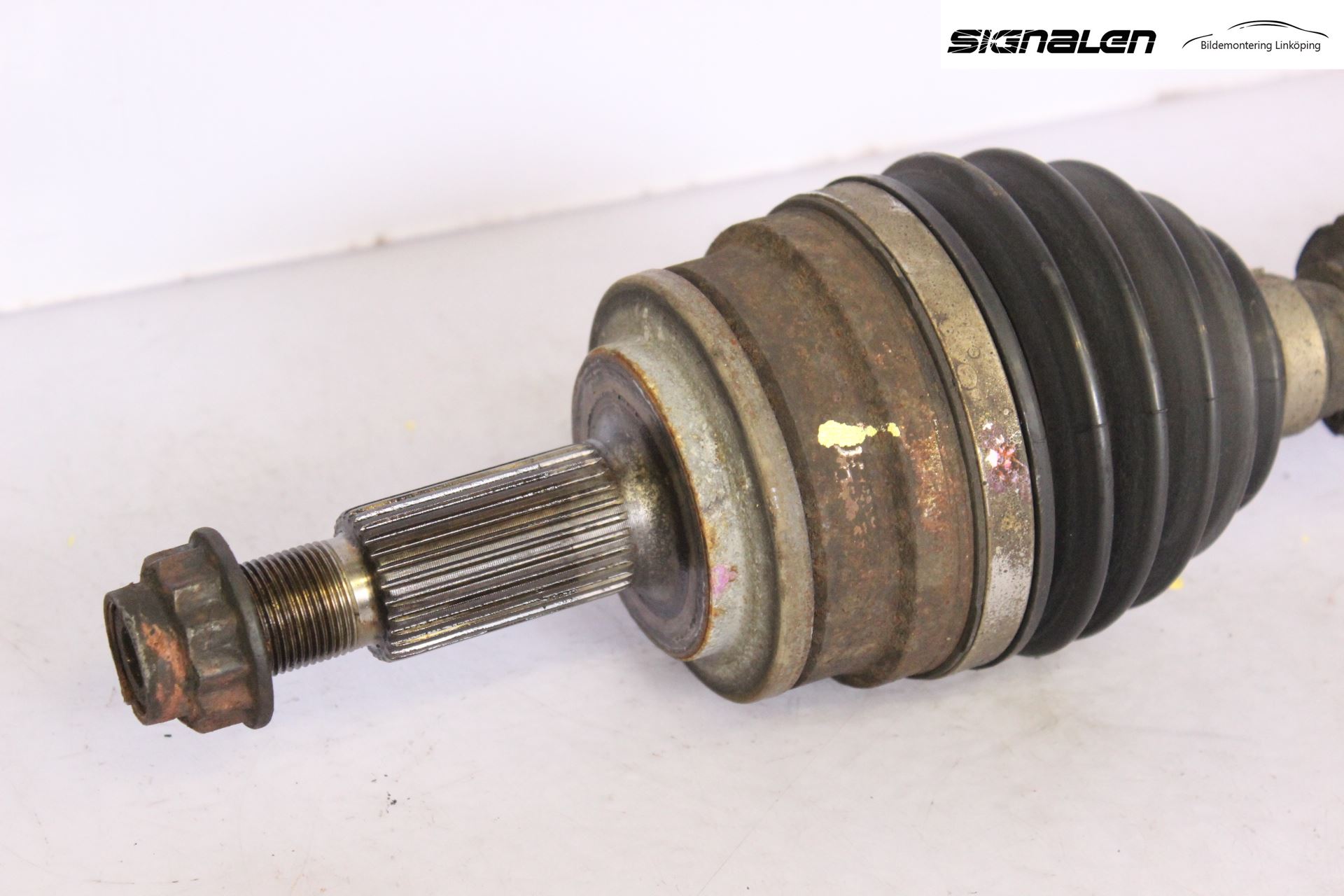 Toyota AURIS 07-09 Drivaxel Fram Vänster