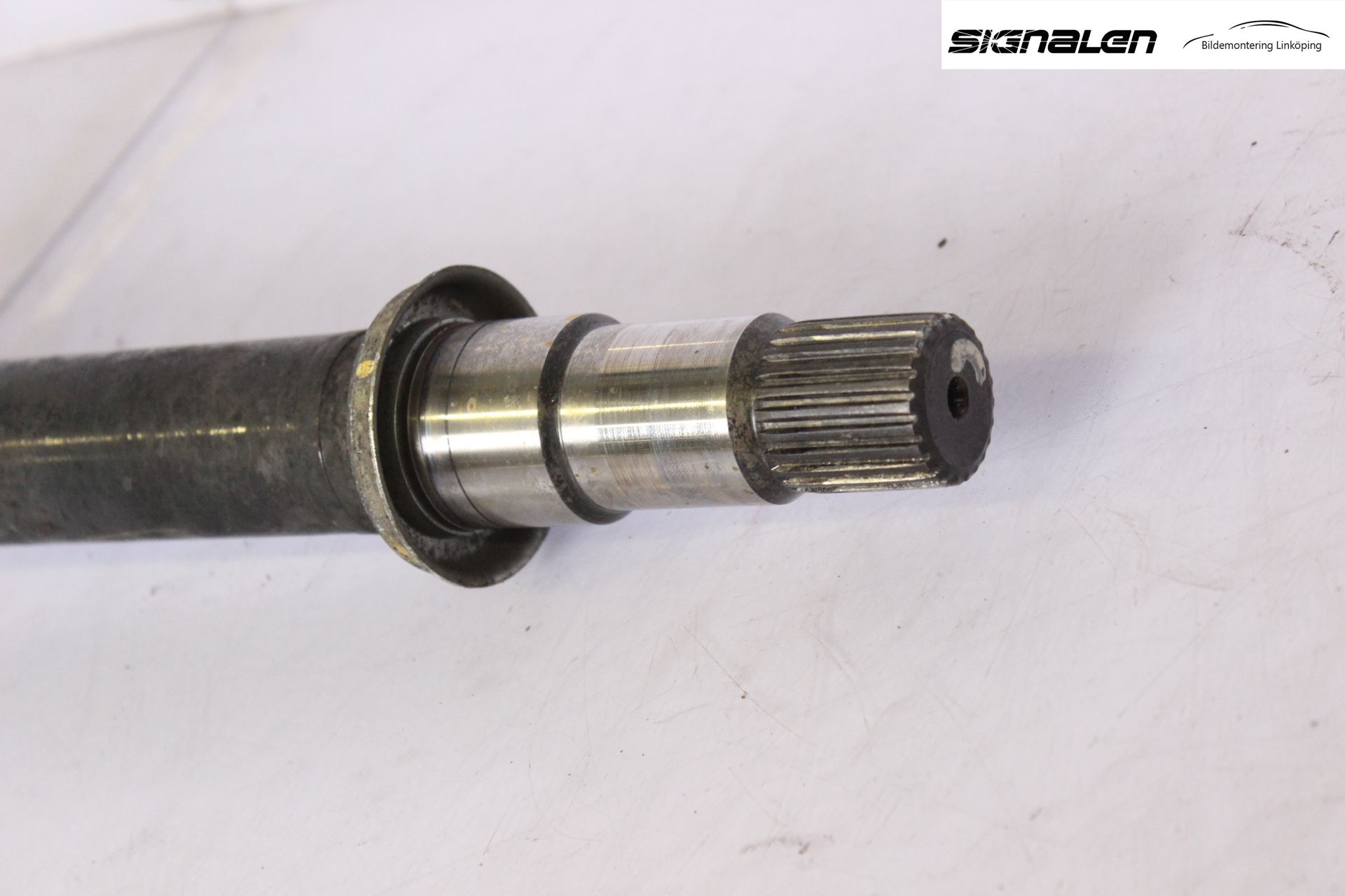 Toyota AURIS 07-09 Drivaxel Fram Höger