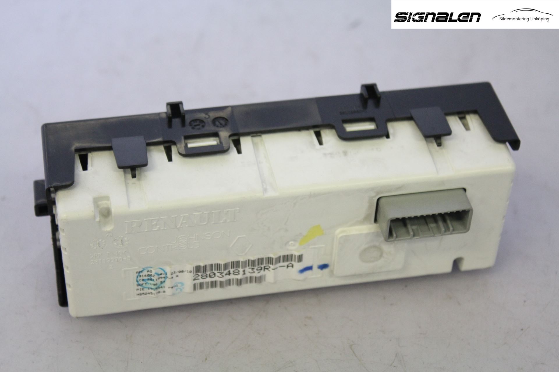 Renault CLIO III  09-12 Färddator