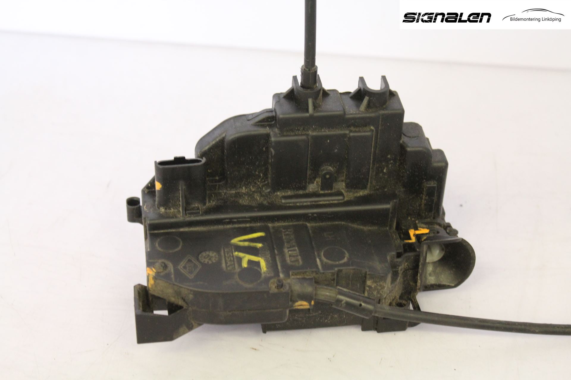 Renault CLIO III  09-12 Låskista-Dörrlås