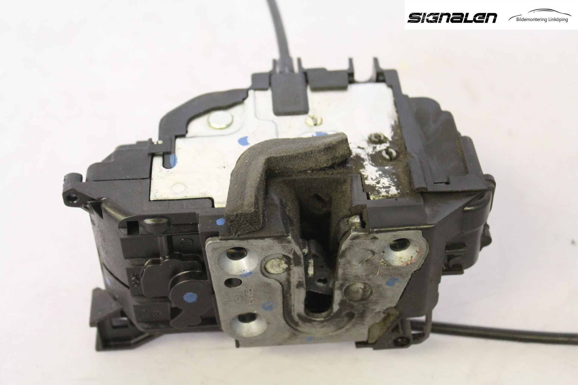 Renault CLIO III  09-12 Låskista-Dörrlås