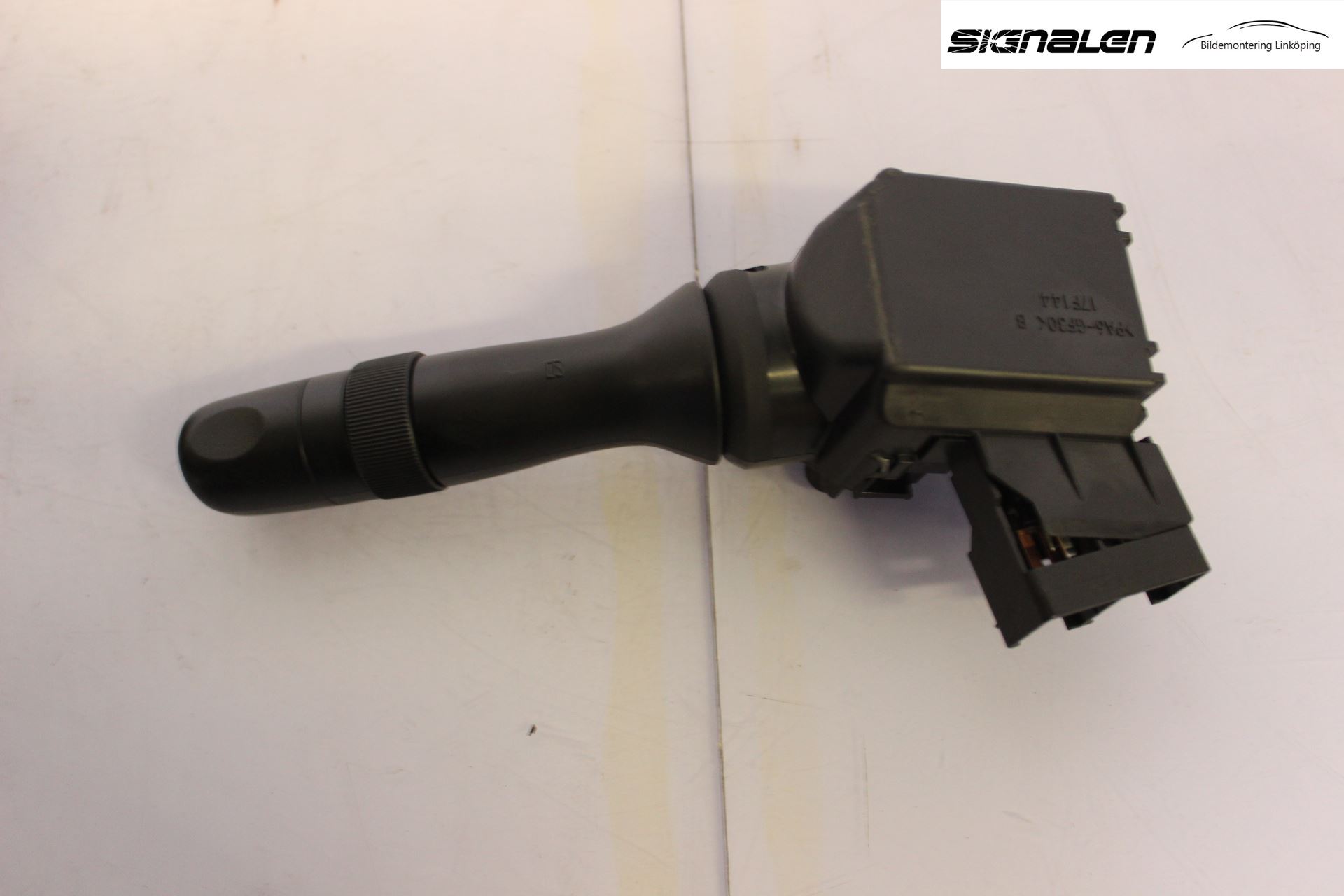 Toyota AVENSIS 09-15 Spak Torkar-Spolomk
