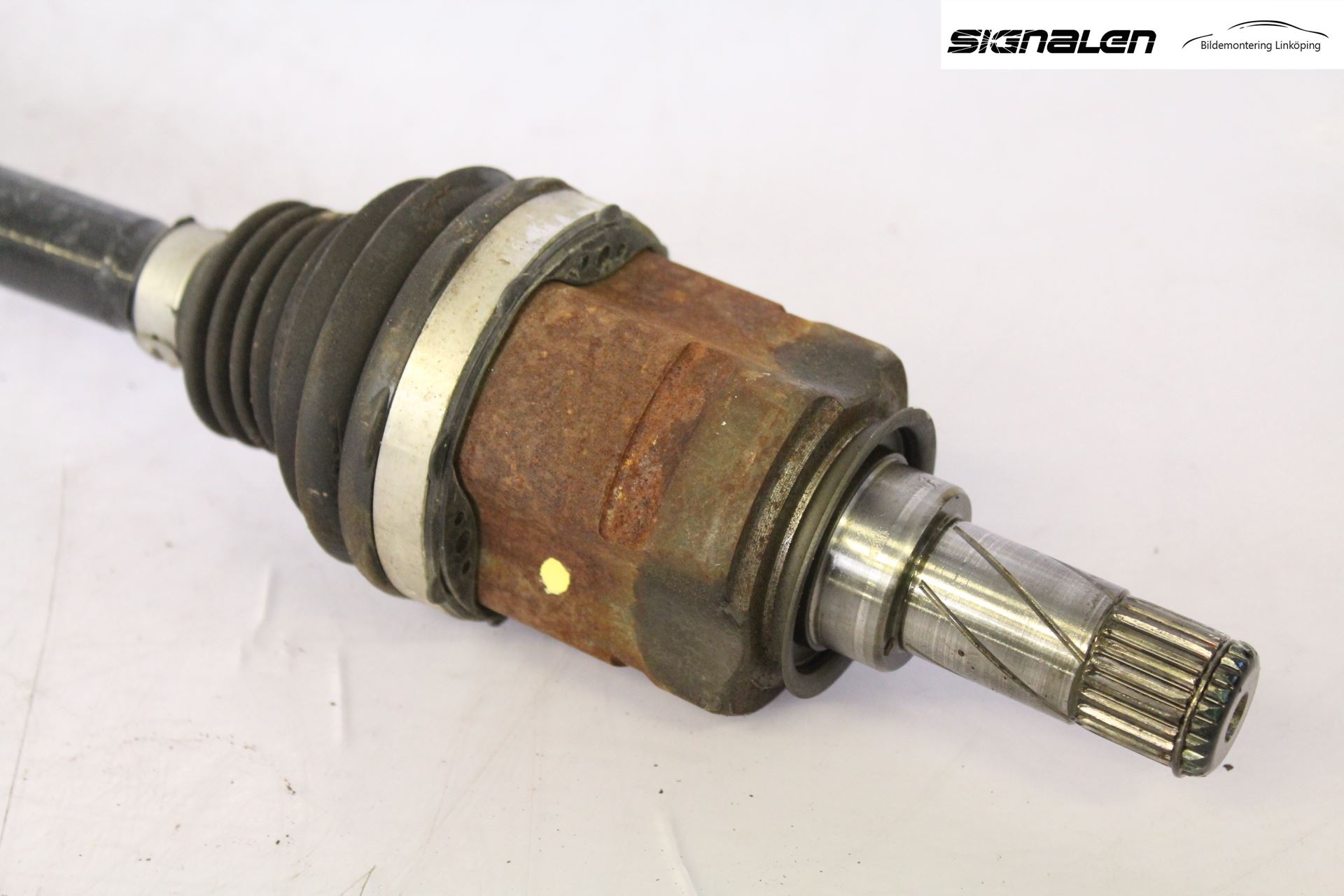Opel CORSA D 07-14 Drivaxel Fram Höger
