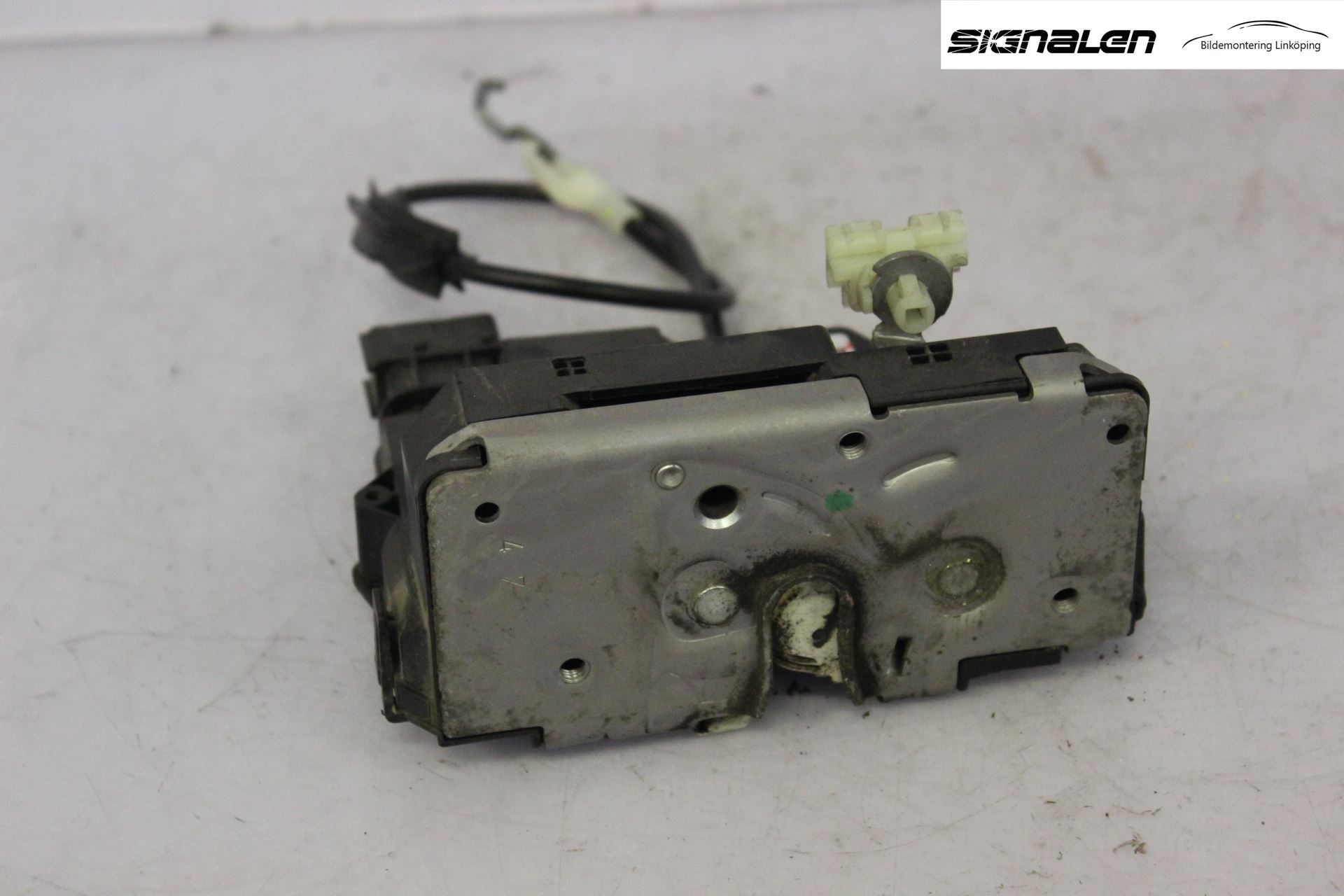 Opel CORSA D 07-14 Låskista-Dörrlås