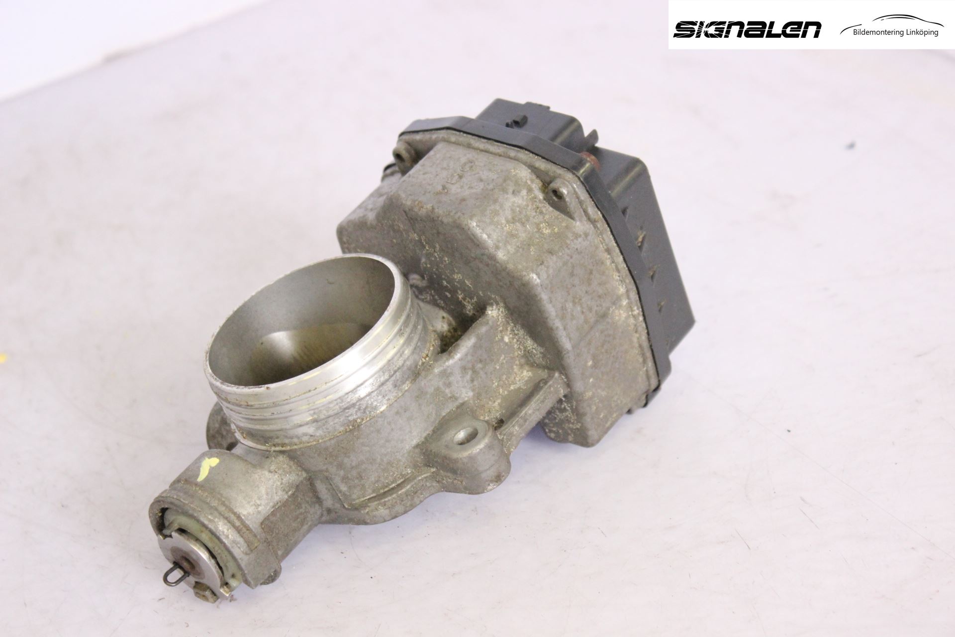 Citroen C3 -04 Injspjällhus