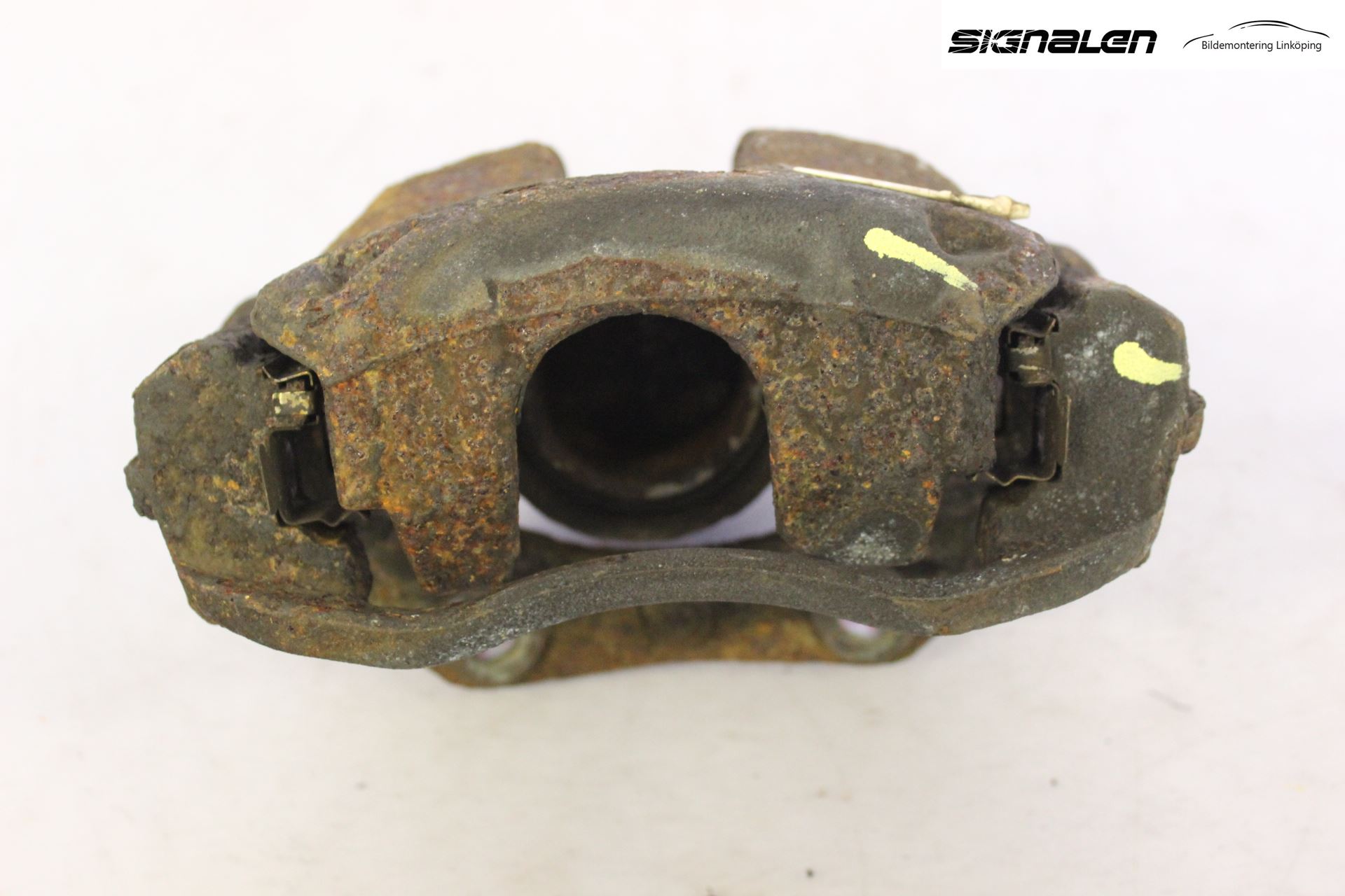 Peugeot 307     05-08 Bromsok Fram Vänster