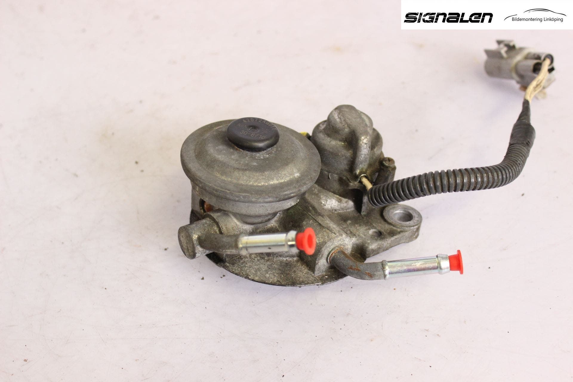 Subaru OUTBACK 10-15 Bränslefilter-Hållare