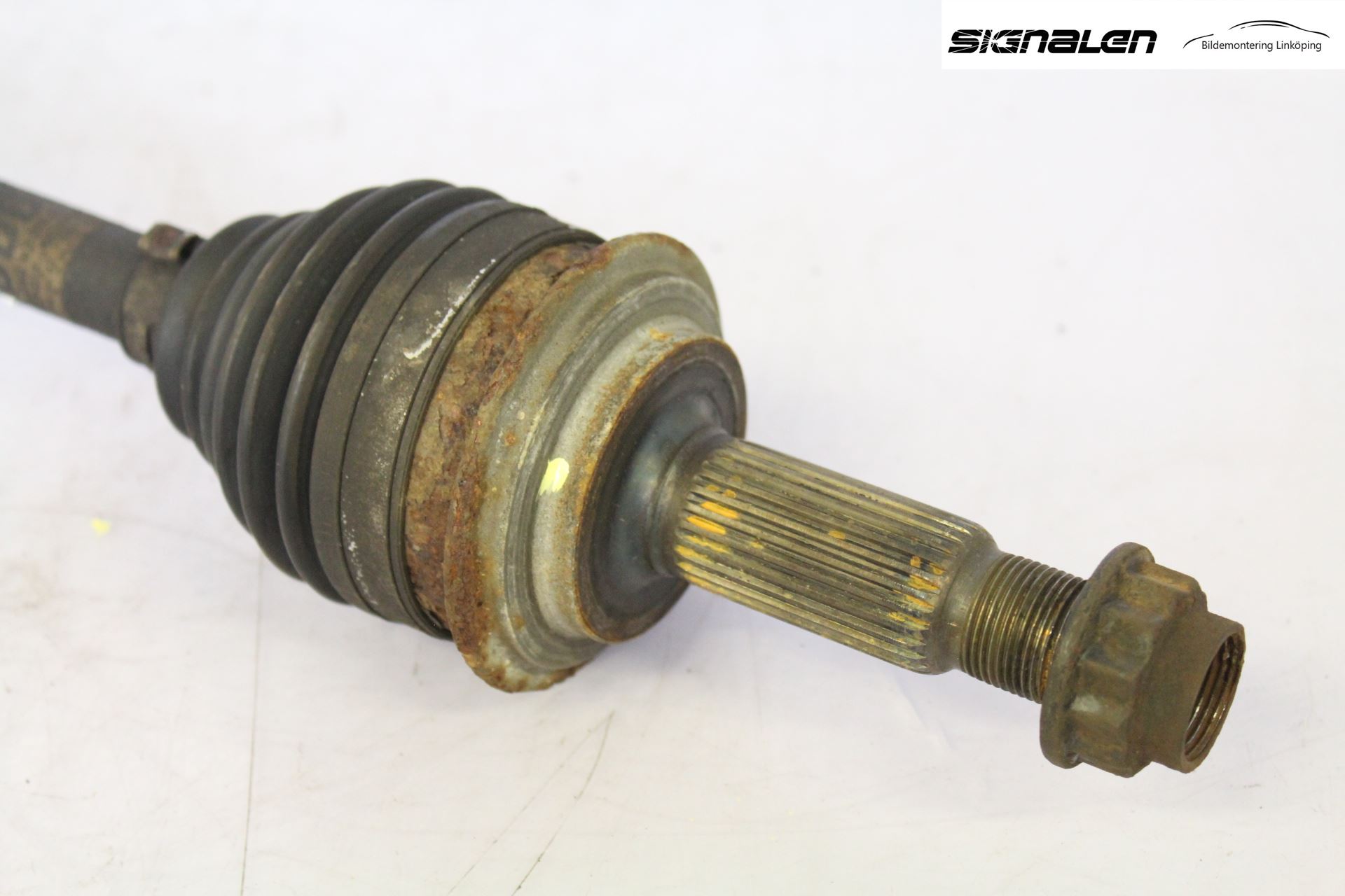 Toyota YARIS XP90 06-11 Drivaxel Fram Vänster