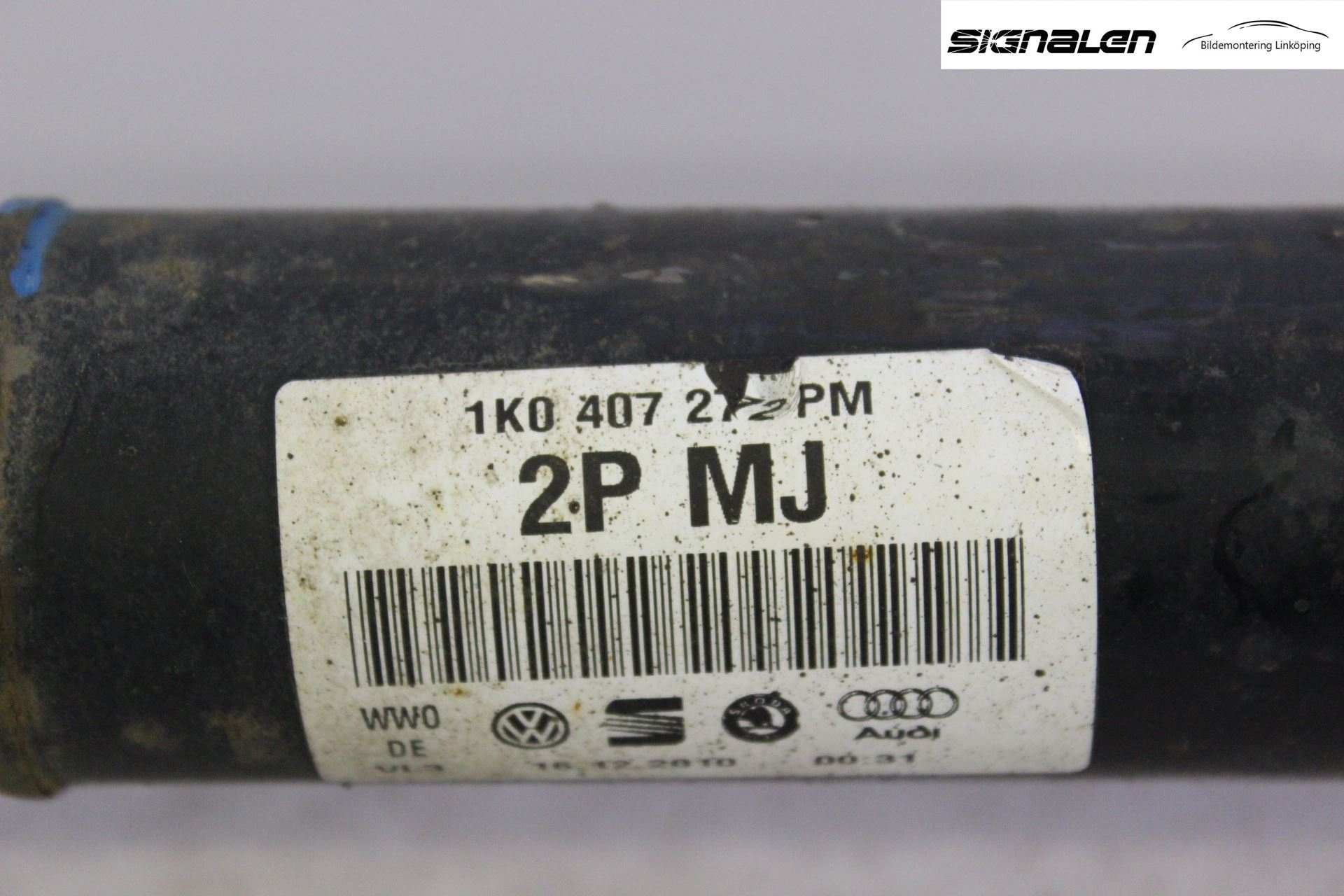 Volkswagen VW TOURAN 10-15 Drivaxel Fram Höger