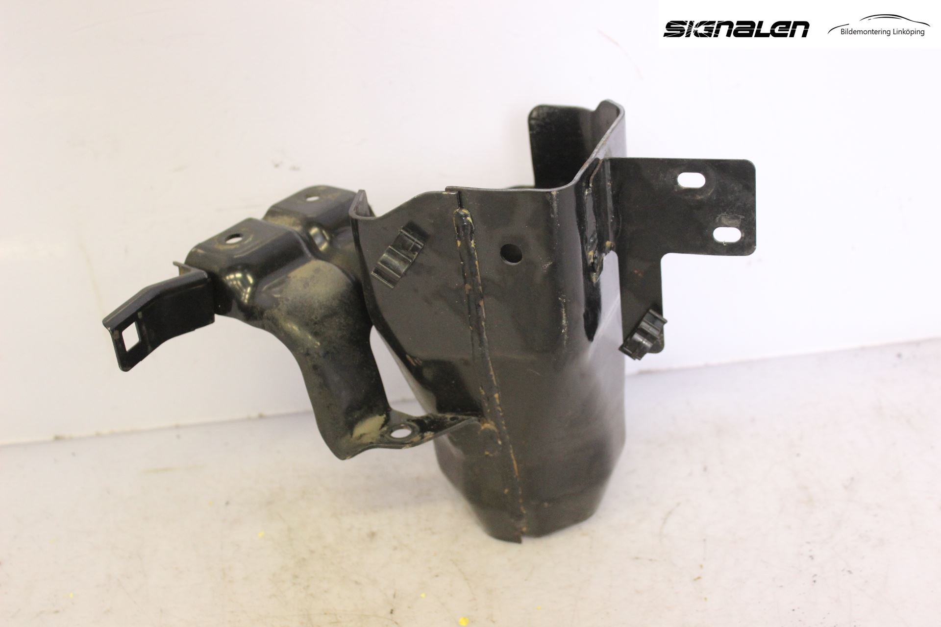 Subaru LEGACY    07-09 Bränslepump Konsol-Fäste