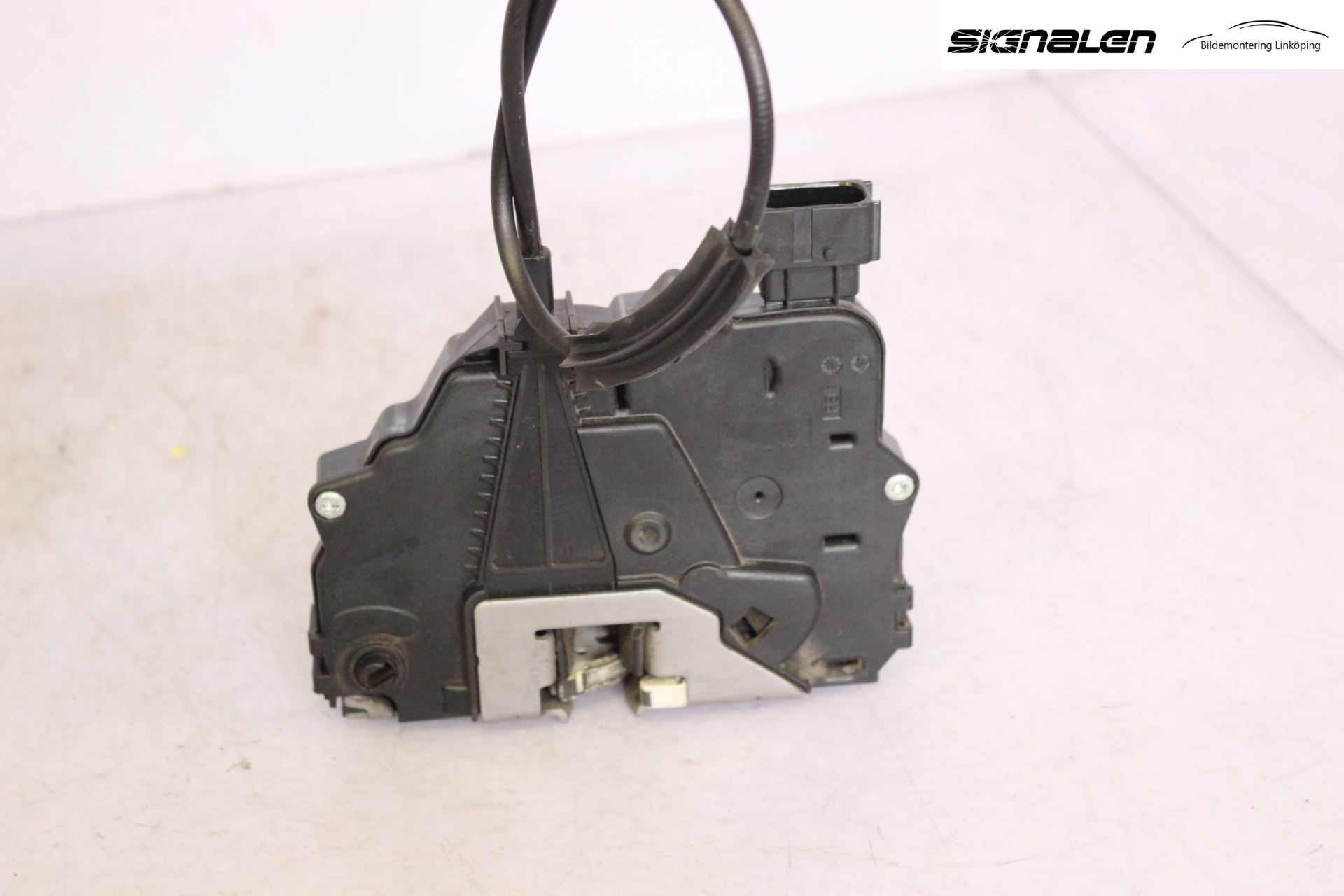 Opel CORSA D 07-14 Låskista-Dörrlås