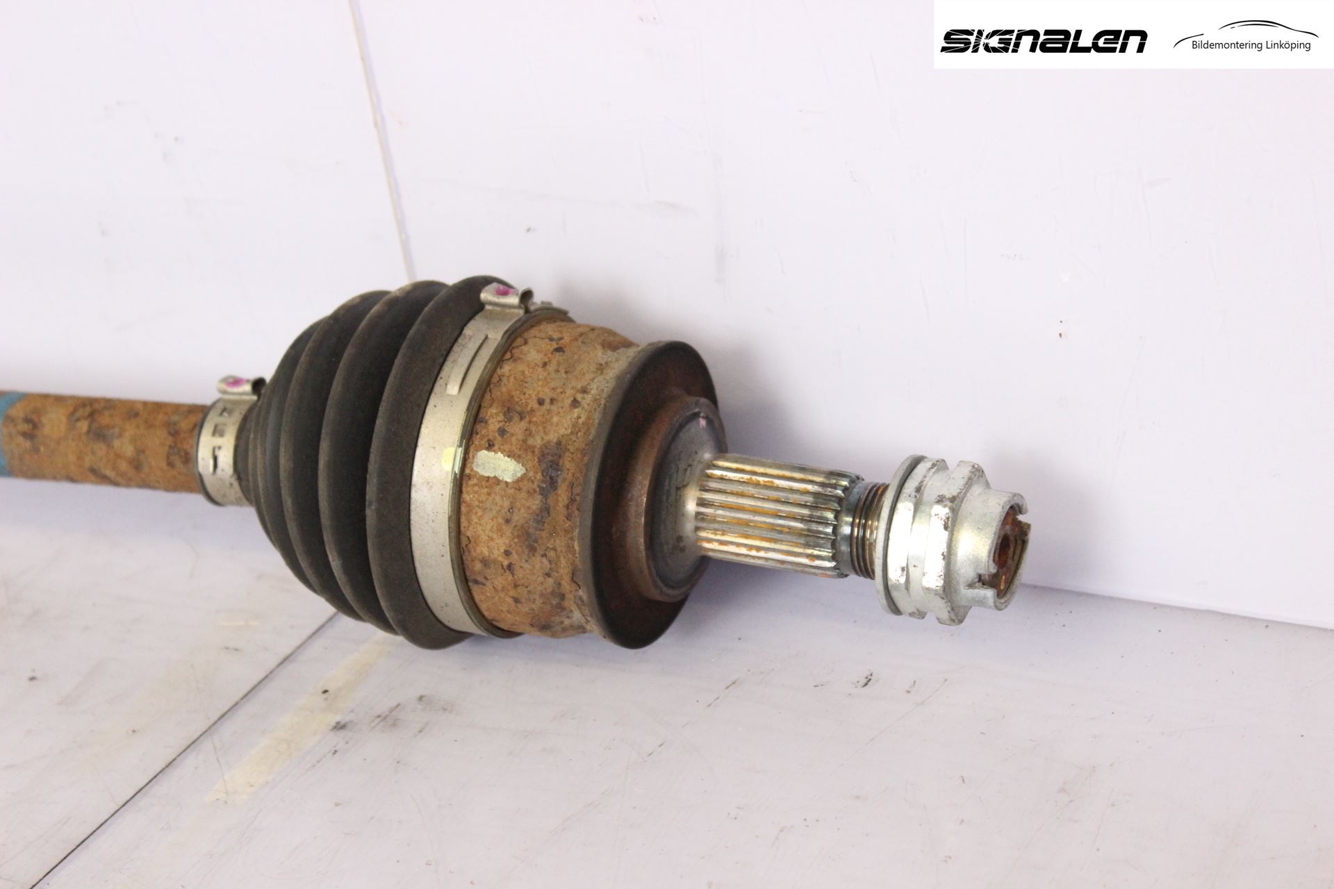 Ford KA 09-16 Drivaxel Fram Höger