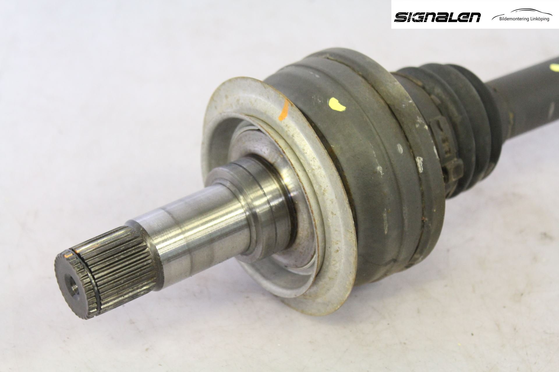 Mercedes-Benz MB E-KLASS (W212) 09-16 Drivaxel Bak Höger