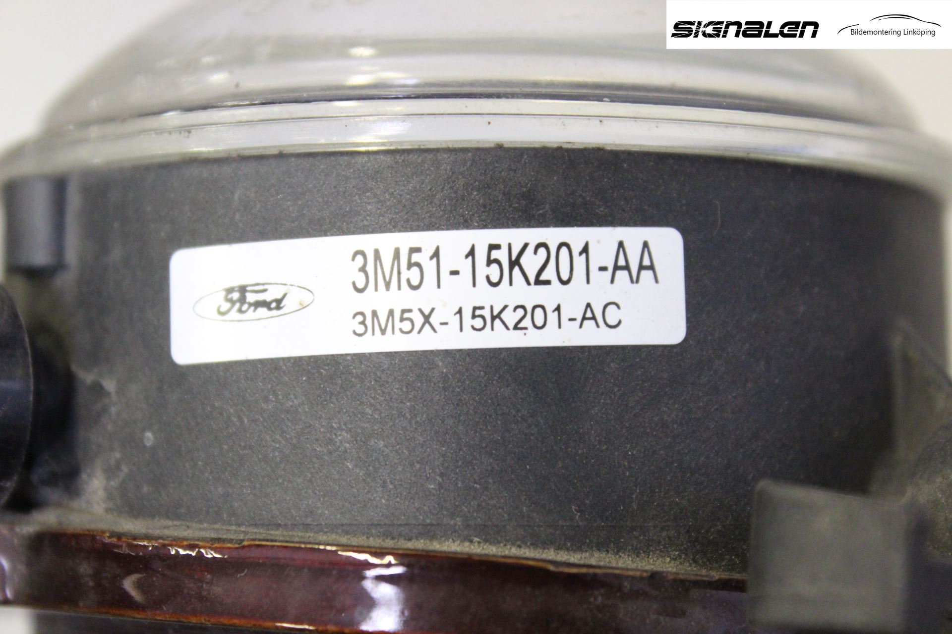 Ford FOCUS     04-07 Dimljus-Varselljus Fram